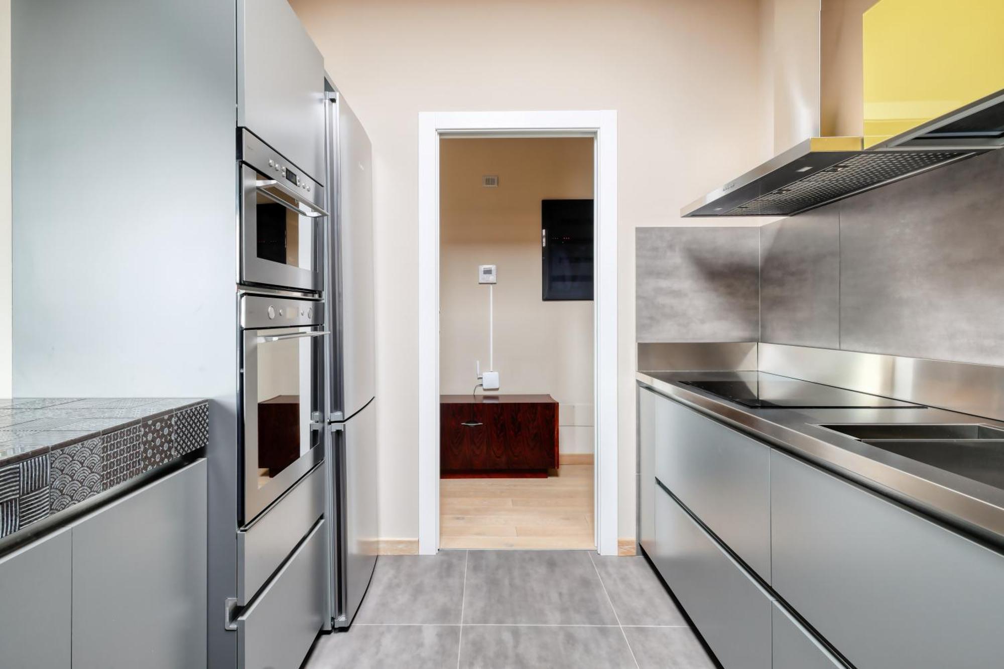 Joivy Elegant With Parking And Balcony Mailand