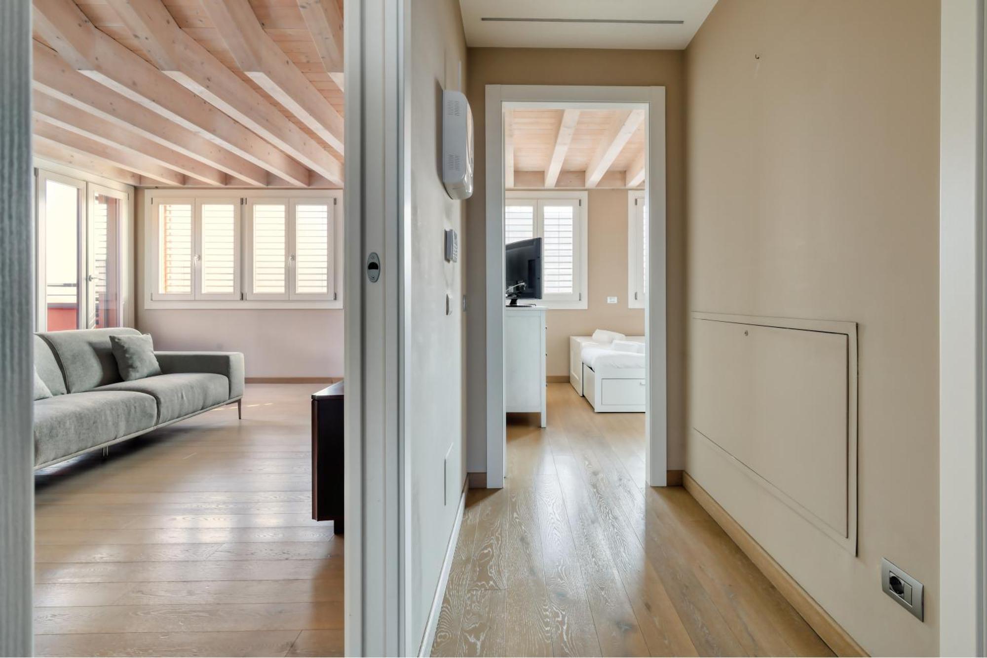 Joivy Elegant With Parking And Balcony Apartment Mailand