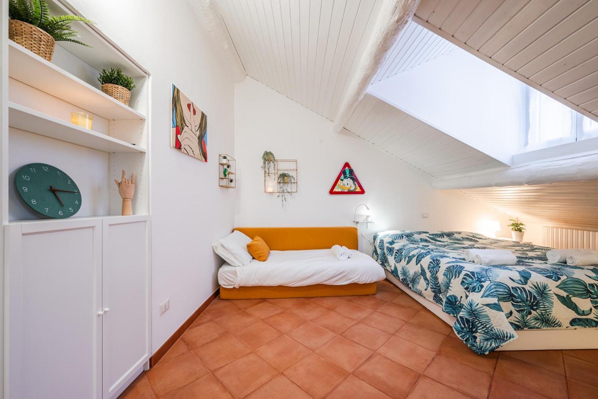 The White Jungle - San Babila Attic Mailand