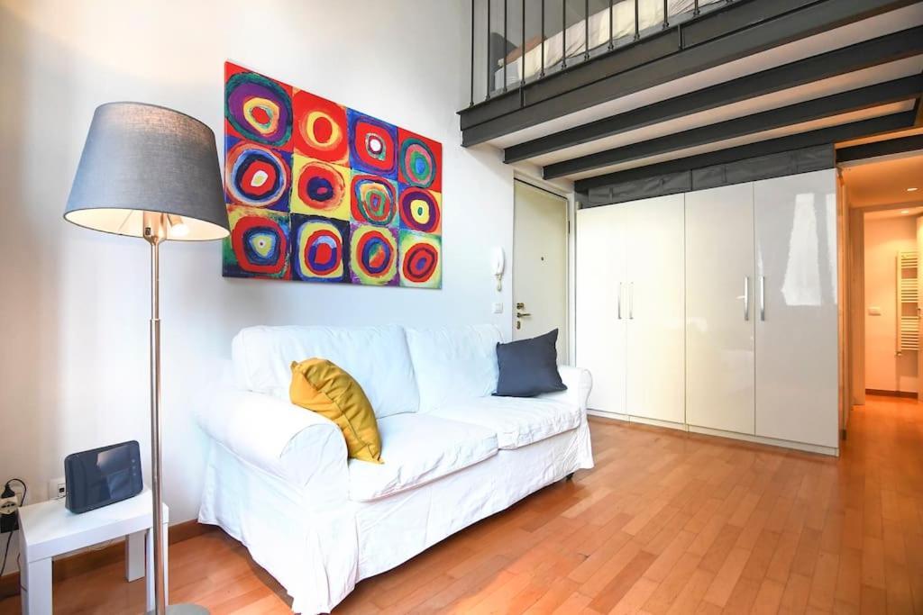 Apartment Corso Vercelli Splendido Loft