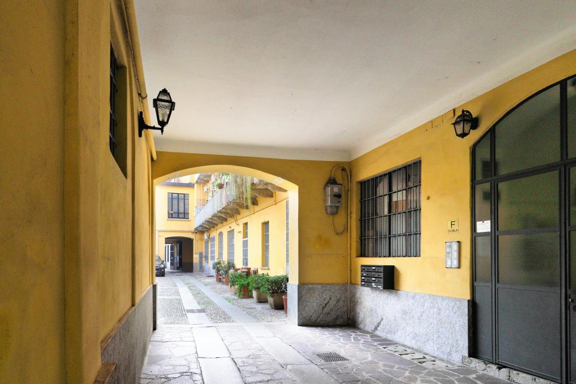 Urban Glow Via Col Di Lana Milan