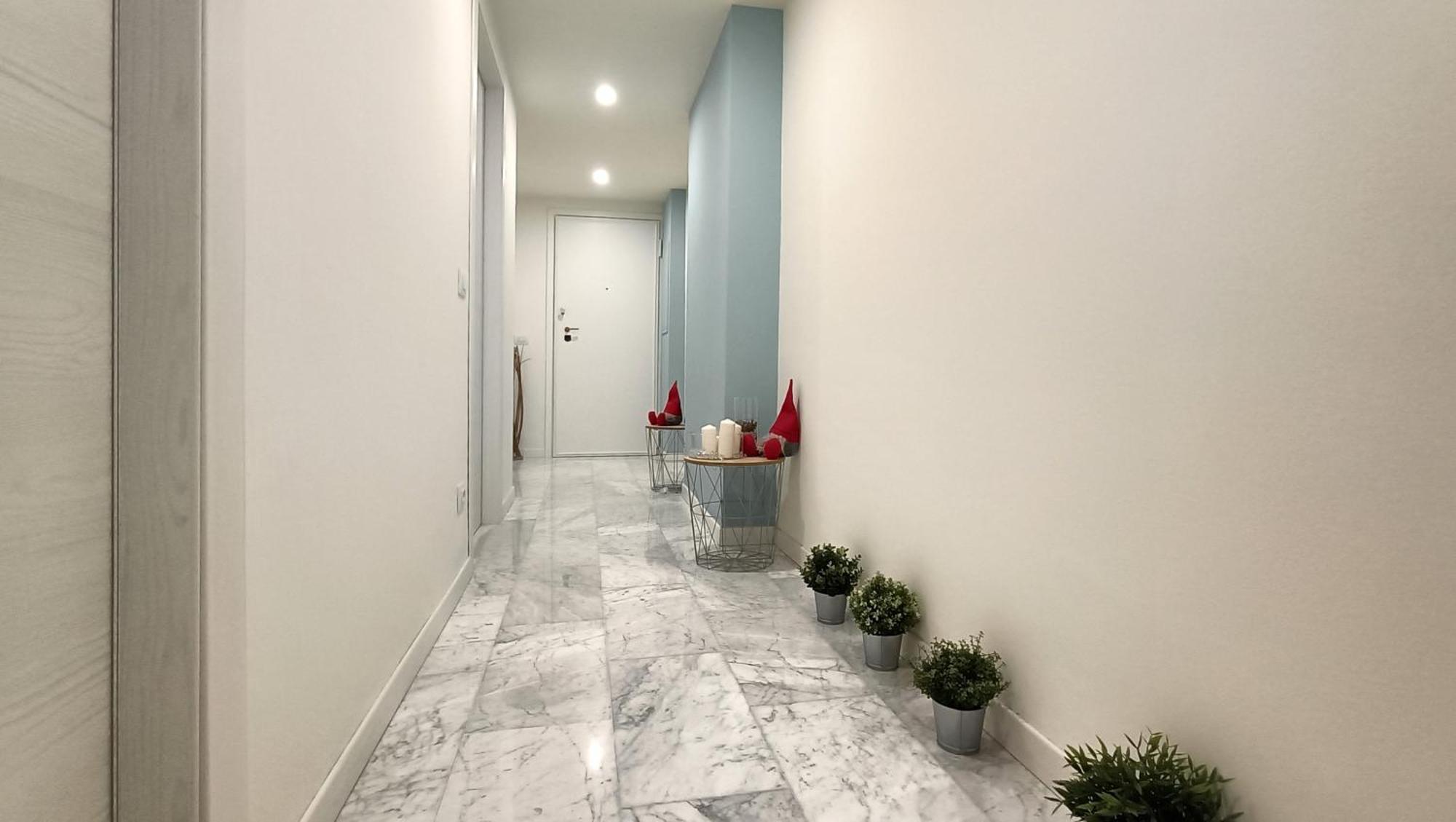 Sahi - Via Dei Ciclamini Mm1 Primaticcio, Stadio San Siro, Ospedale San Carlo Milan