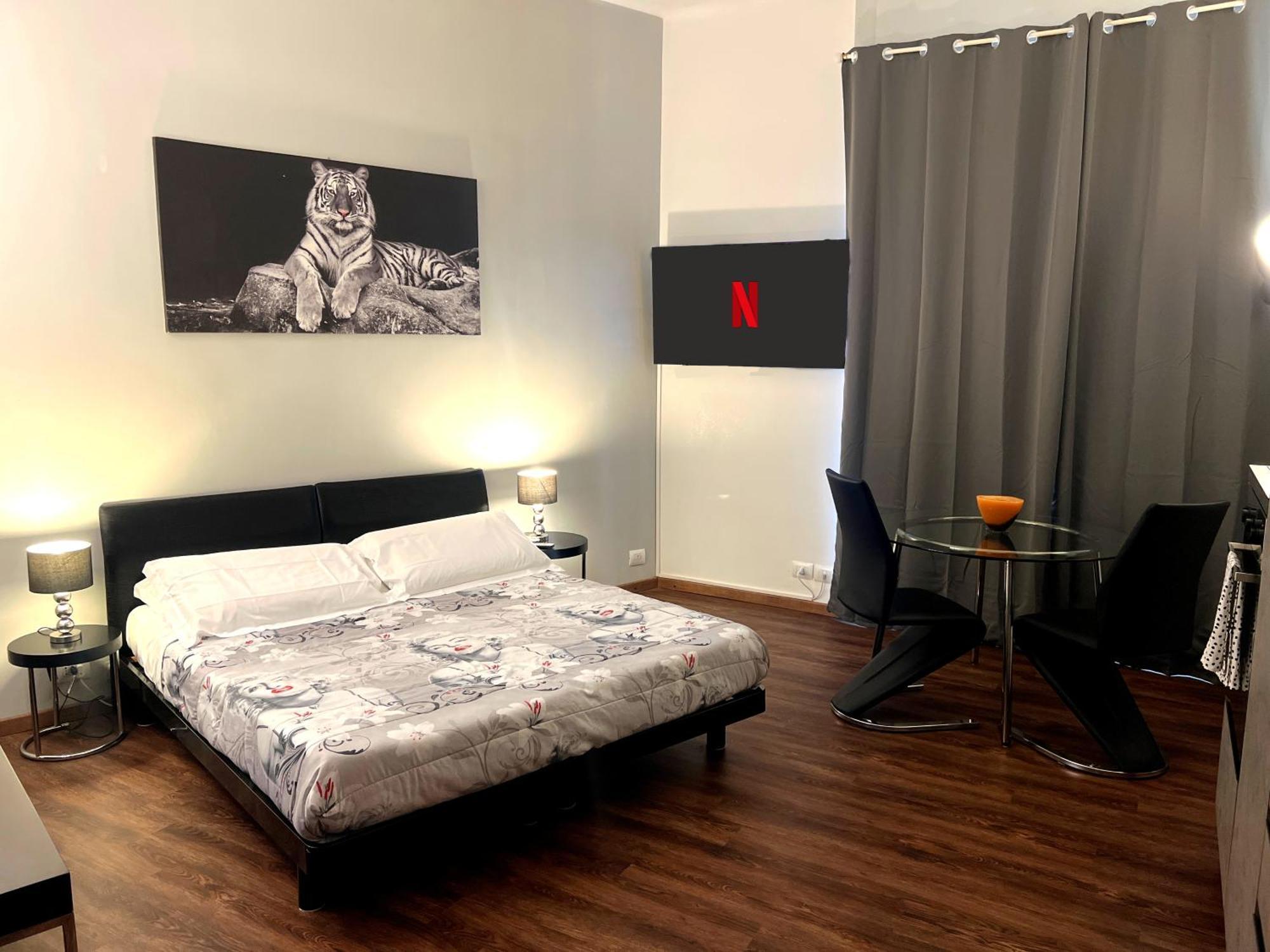 Milanoflats - New Beautiful Fully Equipped With A View Of Piazza San Camillo - 5 Minutes From Station, M2, M3, Airport Shuttle * Milão