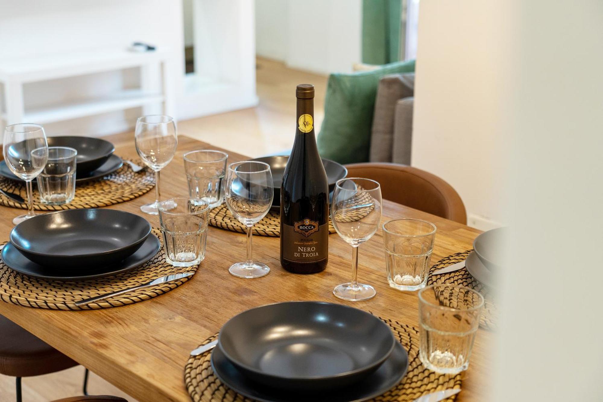 Tortona-navigli Luxury Desing District Wifi E Neflix Apartment *