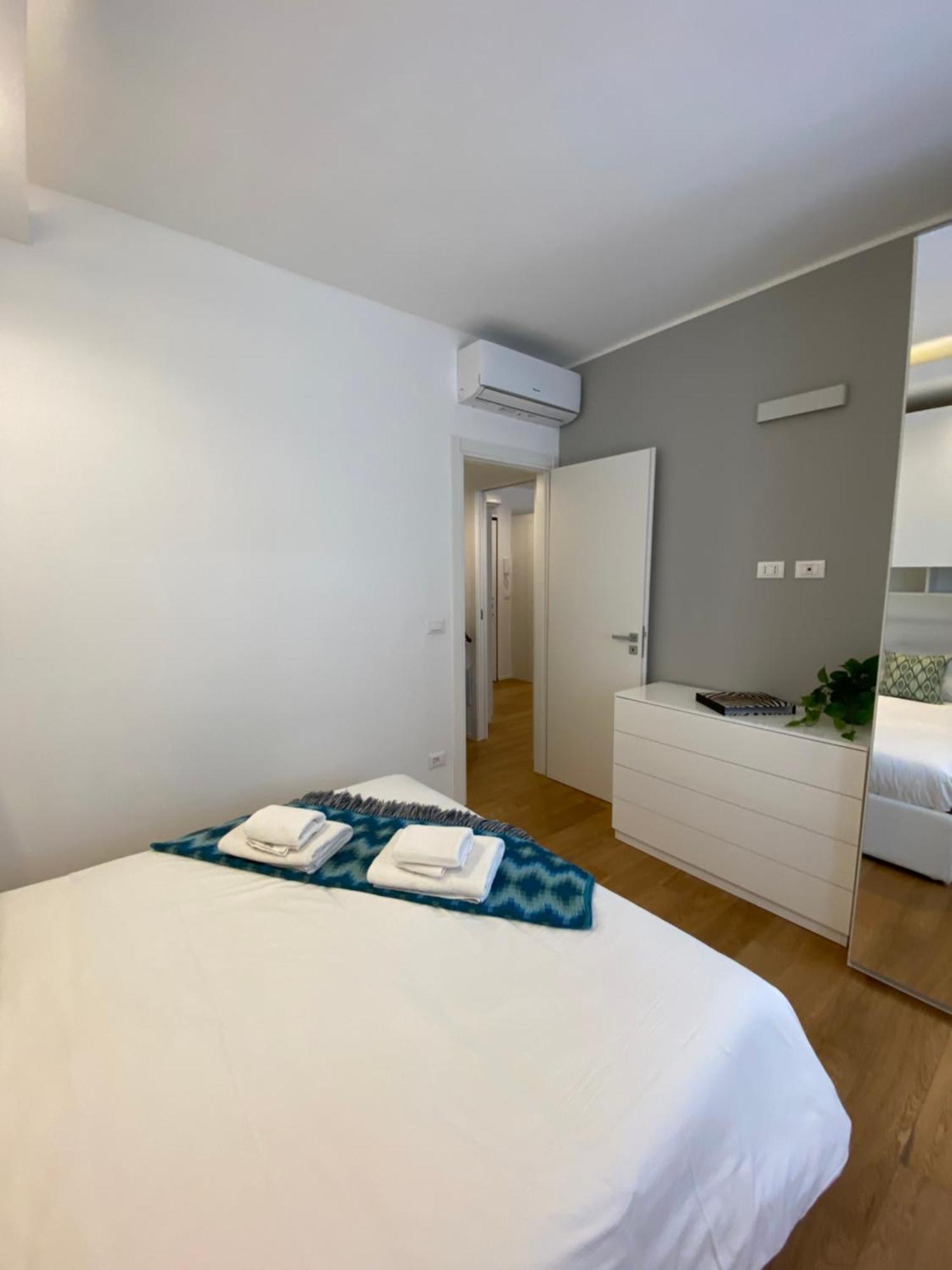 Gramsci 2 - Cozy Near Sempione Park! * Milão