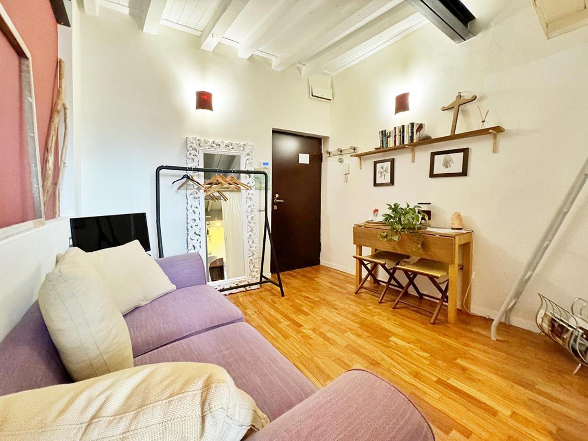 Apartment Flat In - Navigli
