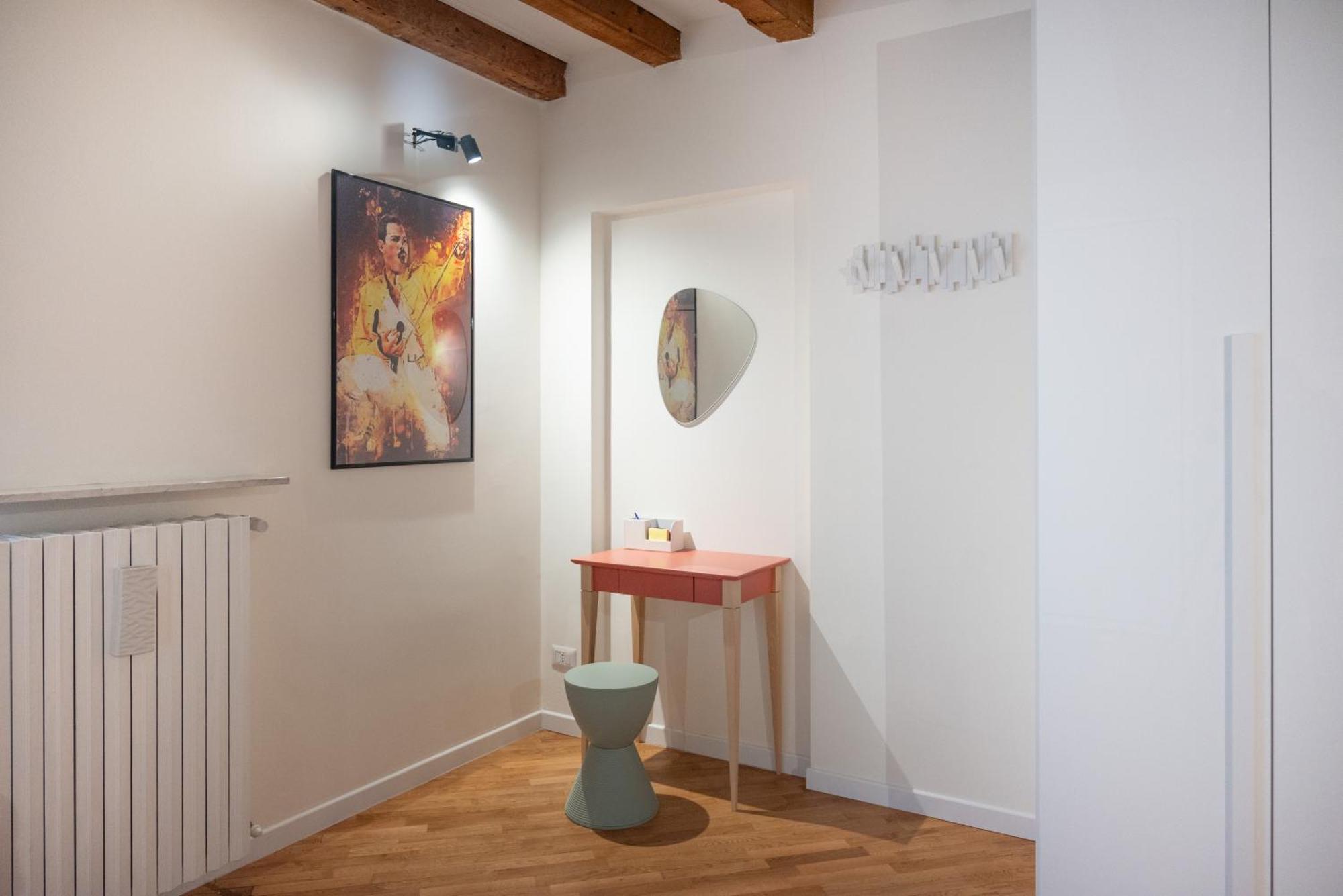 Milano Suite Home * Milan