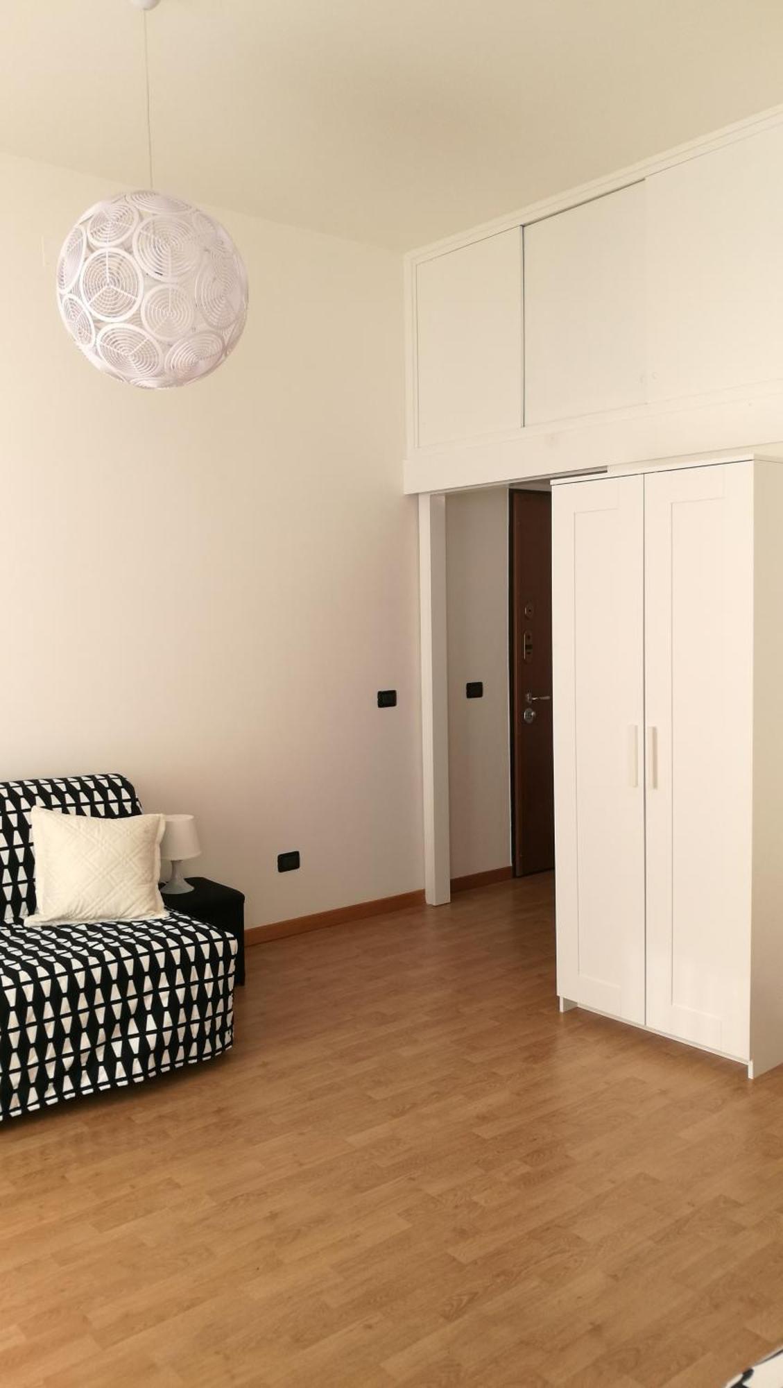 Monolocale Zona Loreto Mm1 Pasteur P1 Mailand