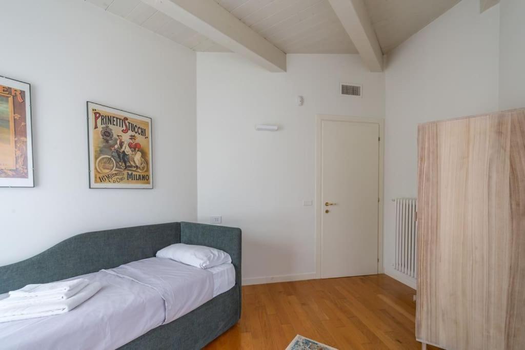 Castaldi Charming Suite-hosted By Sweetstay * Milan