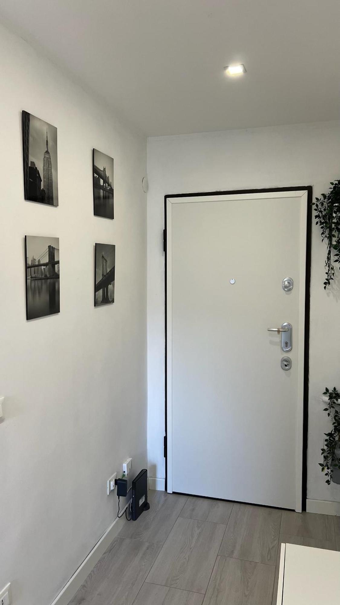 Apartment Rafael - 10 Min From Linate Airport, Centrale Fs, Ospedale San Raffaele Mailand