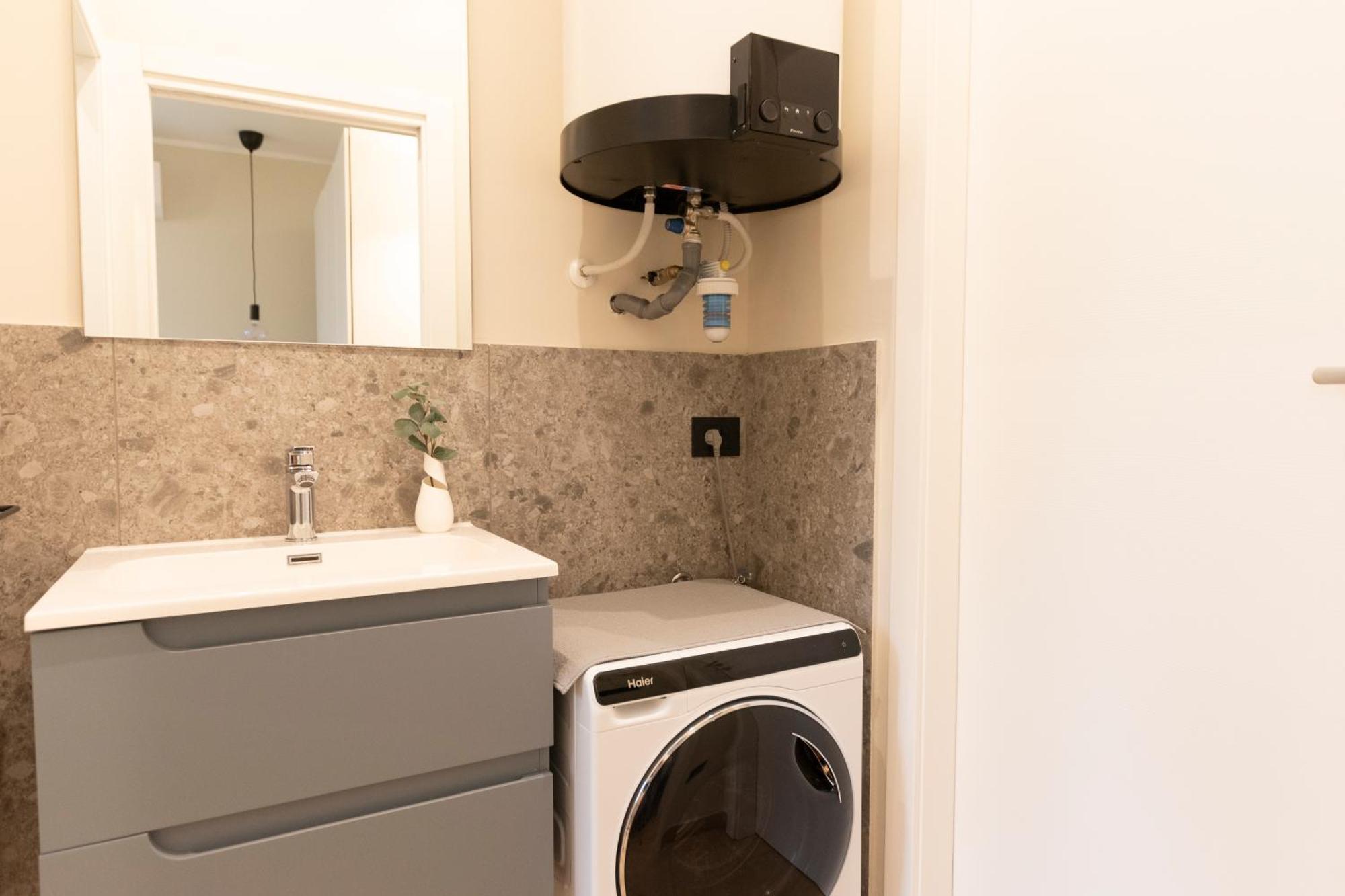 Ihost Luxury -free Parking- Plana 6 * Mailand