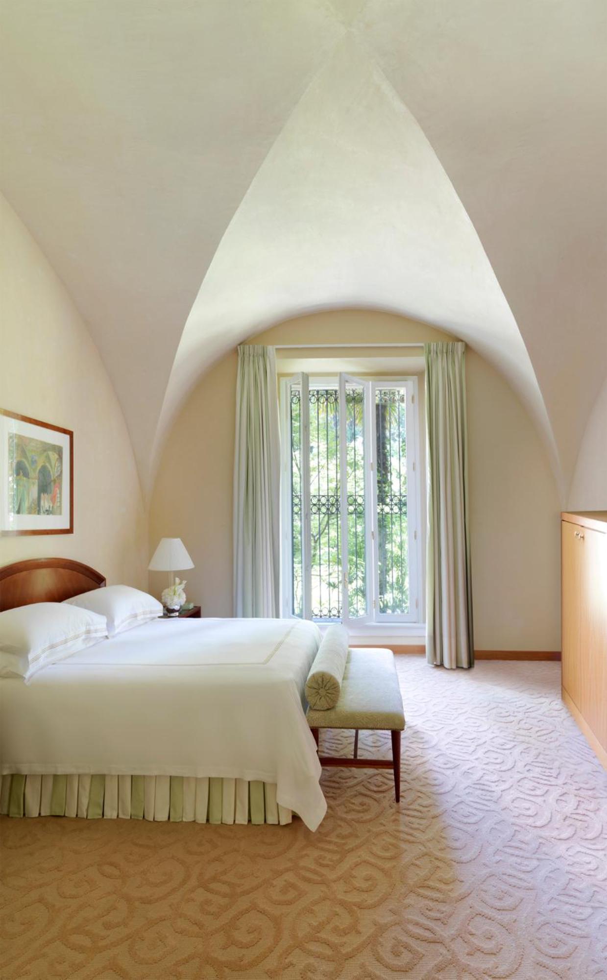 Four Seasons 5* Milão