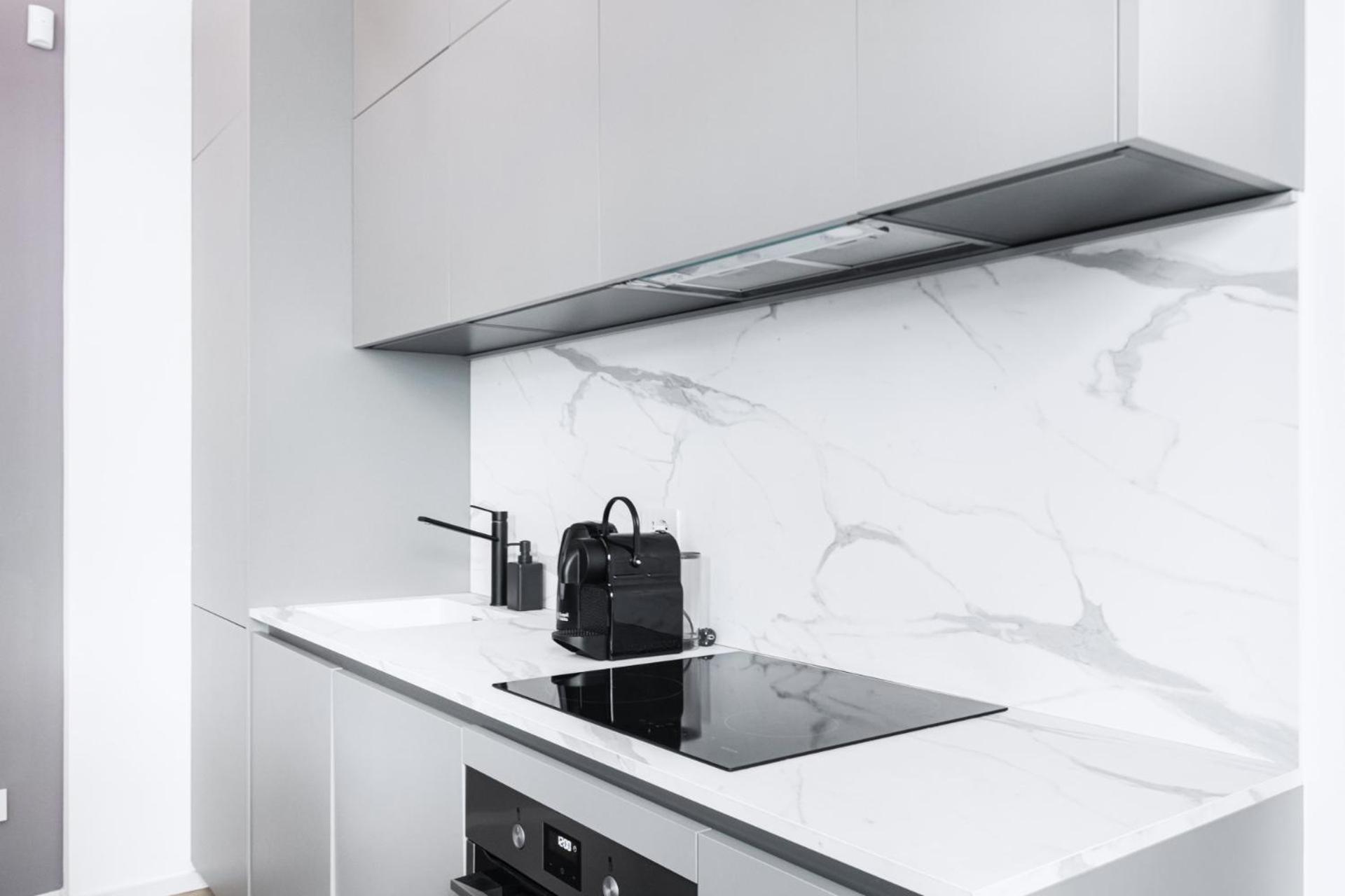 Apartamento Easylife - Gioello Con Terrazzo Vicino Al Duomo Milão
