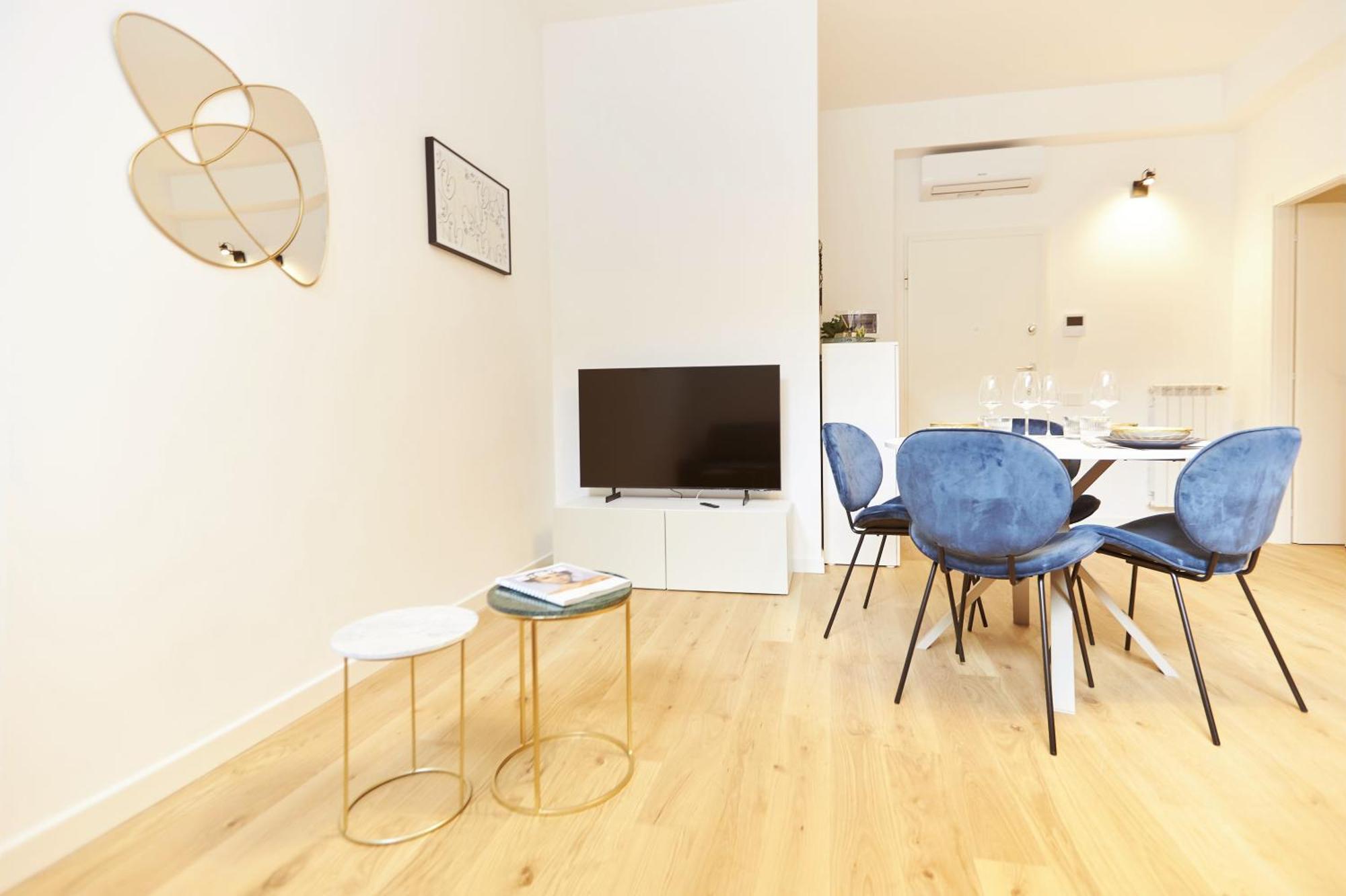 Urban Flats - Center