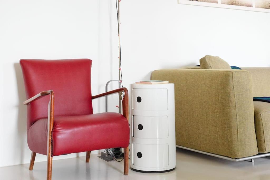 Navigli's Rooftop Apartment *