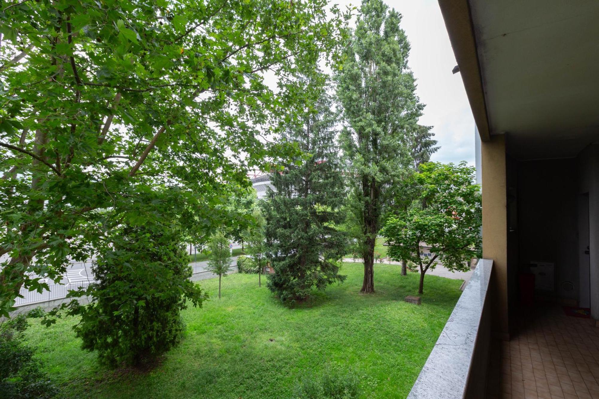 San Siro Large Flat Apartment Mailand