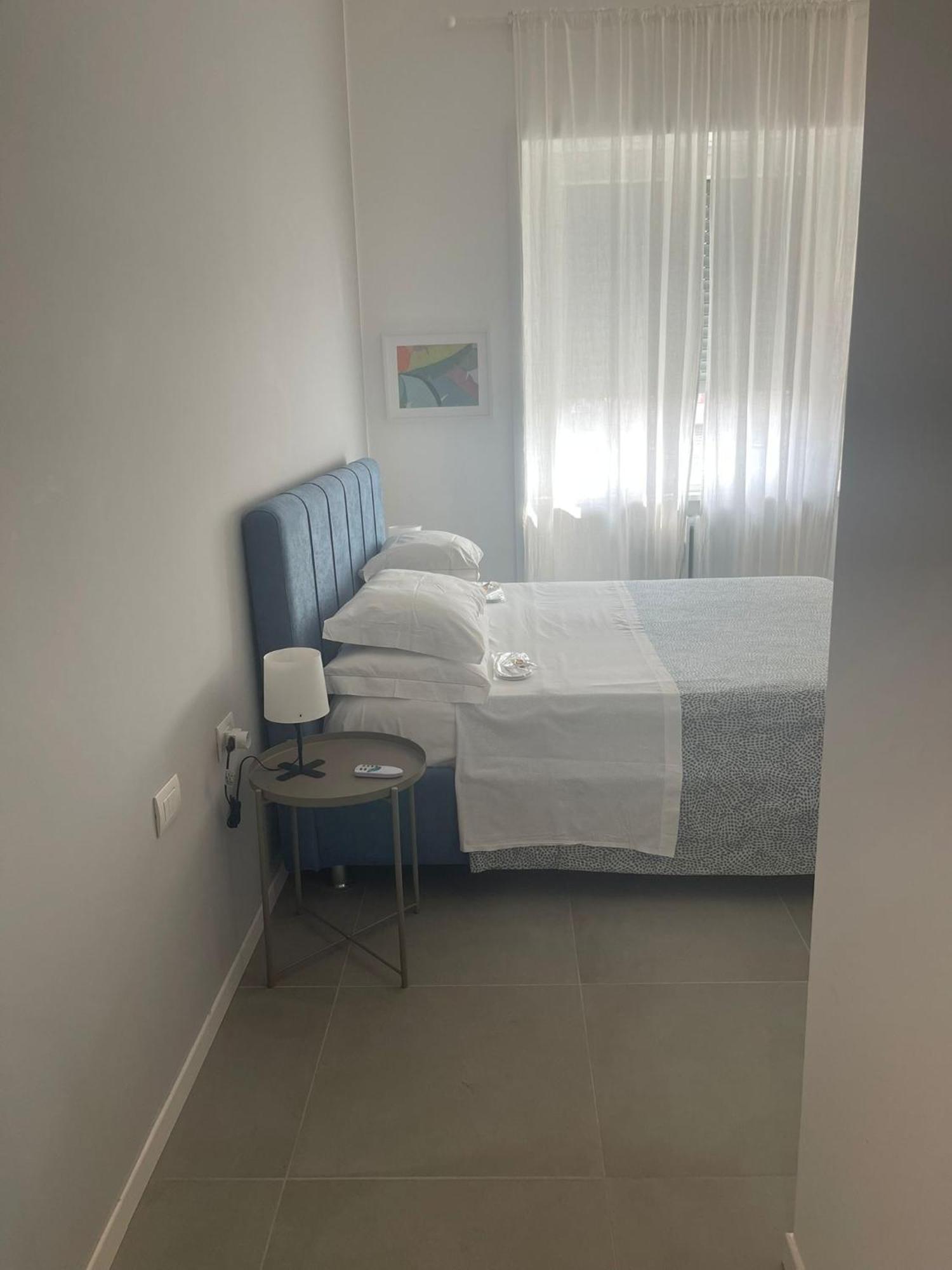 Corso Lodi 6 Milano Porta Romana - Bellissimo Nuovo Appartamento Con 2 Camere Da Letto E Due Bagni - Beautiful Newly Decorated 2 Bedrooms 2 Bathrooms With Free Parking Per Selected Qualifying Rate - Metro Subway Porta Romana 6 Minutes To Duomo Cathed Milan