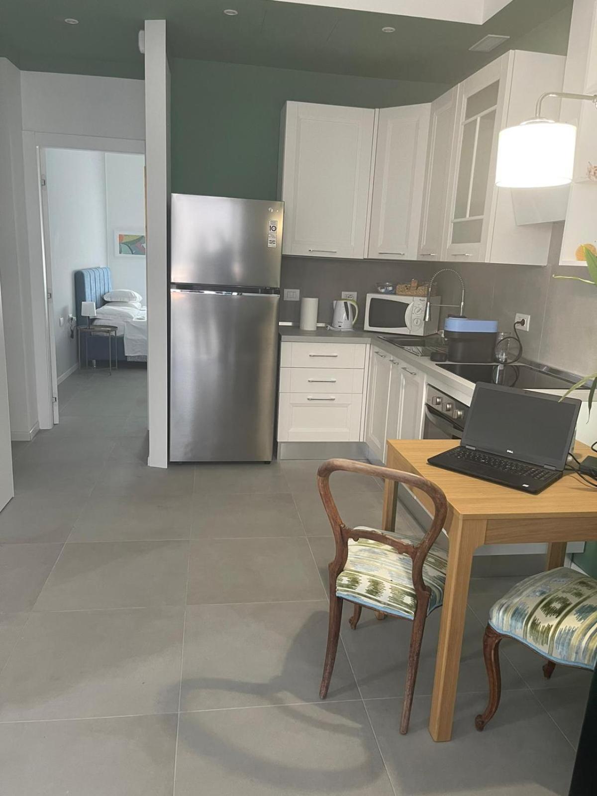 Corso Lodi 6 Milano Porta Romana - Bellissimo Nuovo Appartamento Con 2 Camere Da Letto E Due Bagni - Beautiful Newly Decorated 2 Bedrooms 2 Bathrooms With Free Parking Per Selected Qualifying Rate - Metro Subway Porta Romana 6 Minutes To Duomo Cathed *