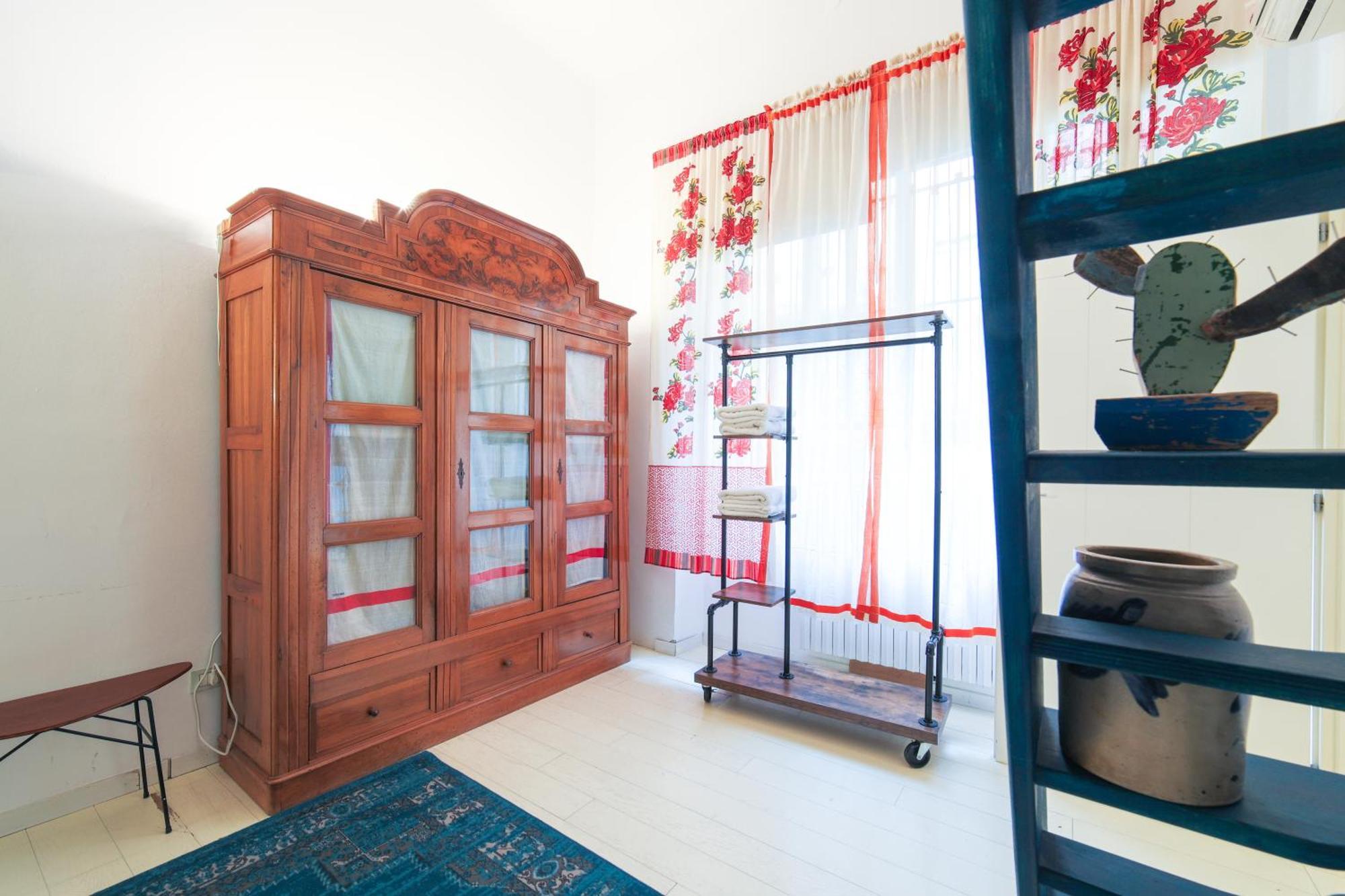 Apartment Central Station/duomo Area Stylish *