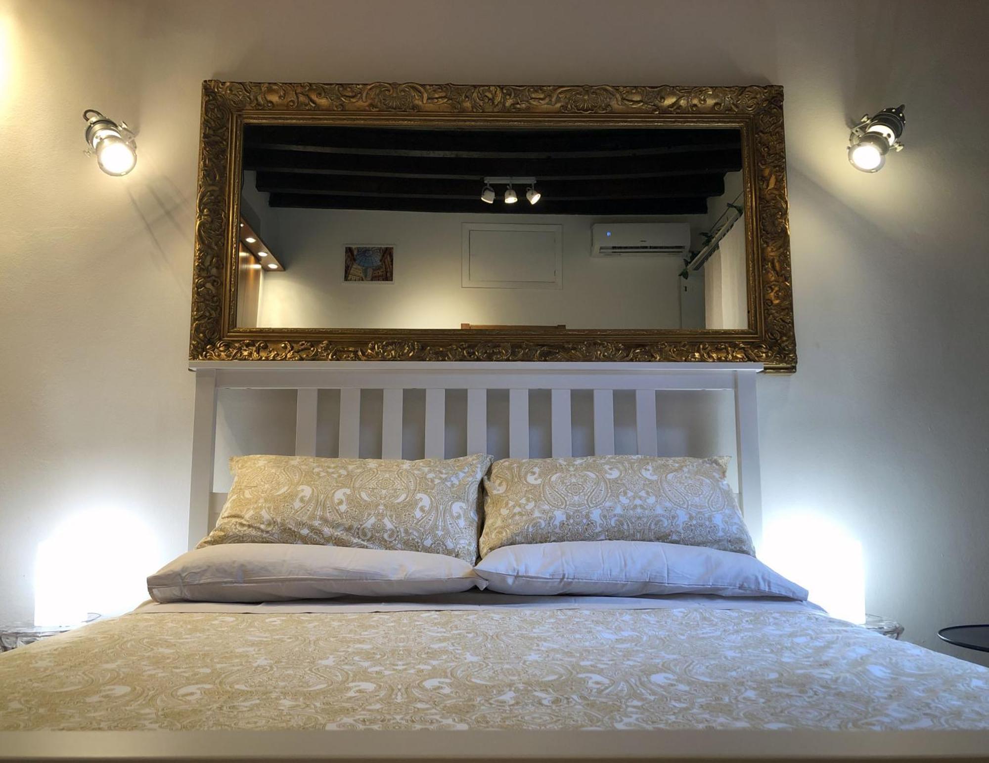 Apartment Brera Vip Spotlight - Brera - Duomo - Castello Sforzesco - Lanza Metro M2 Milan
