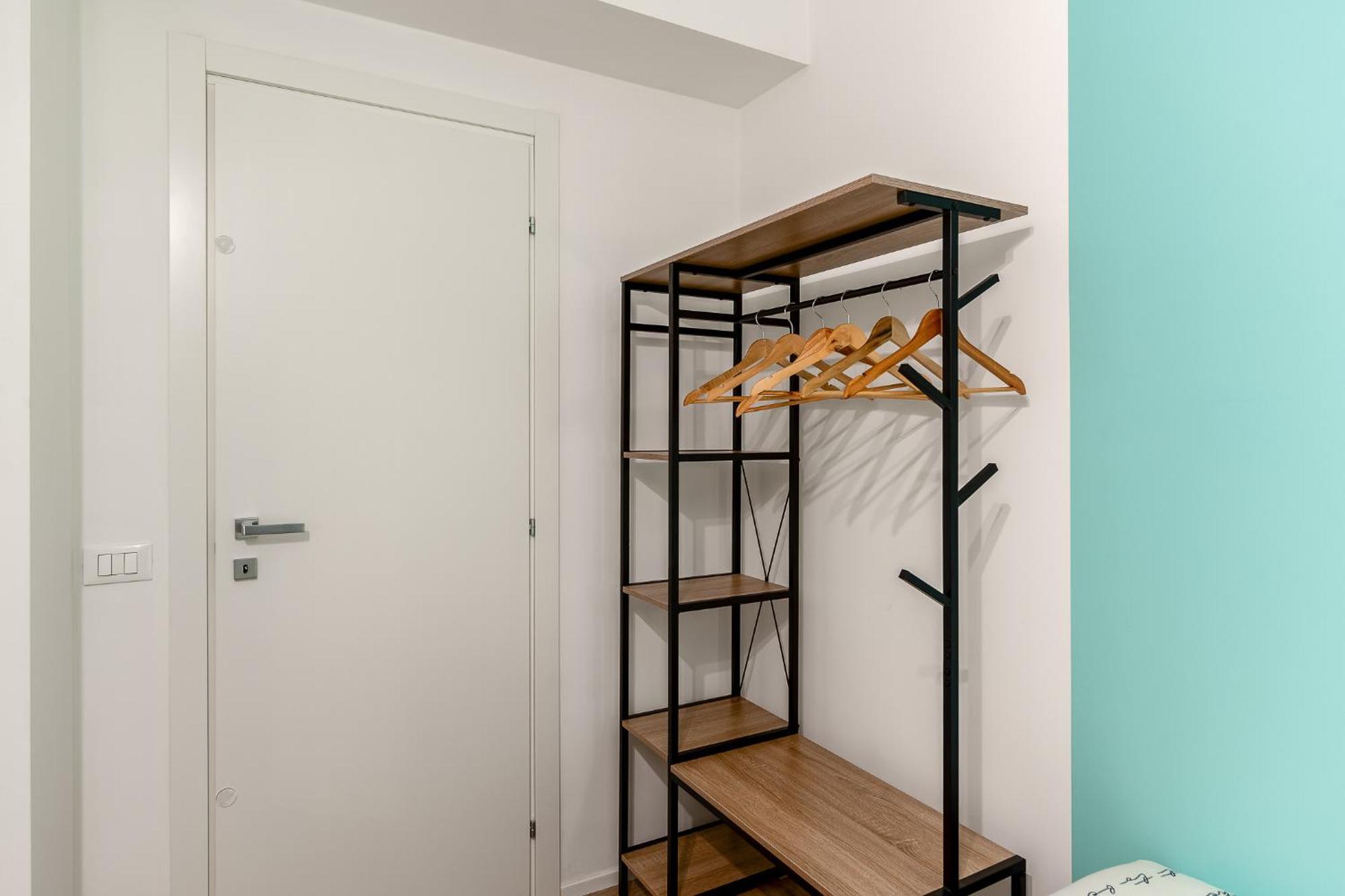 Apartment 2 Bedroom Gem Next To Central Station With Ac Mailand