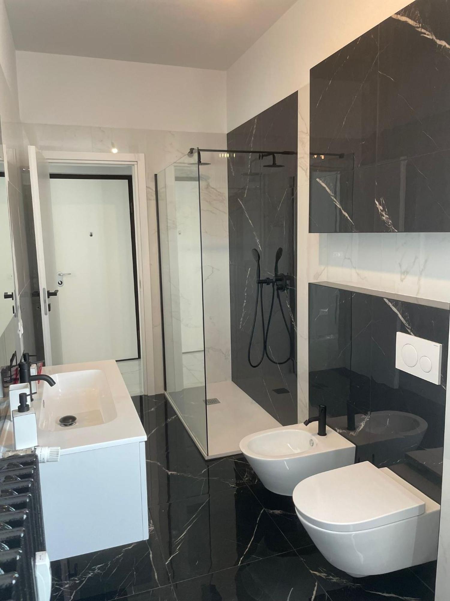 Luxury 100 Mq A Stone's Throw From The Duomo *