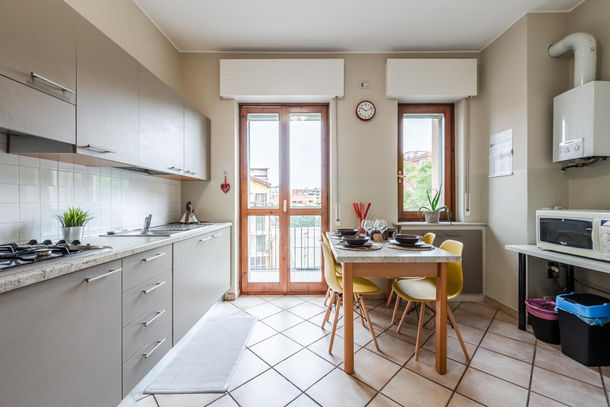 The Circle - Ampio Sui Navigli - Self-check In Apartamento