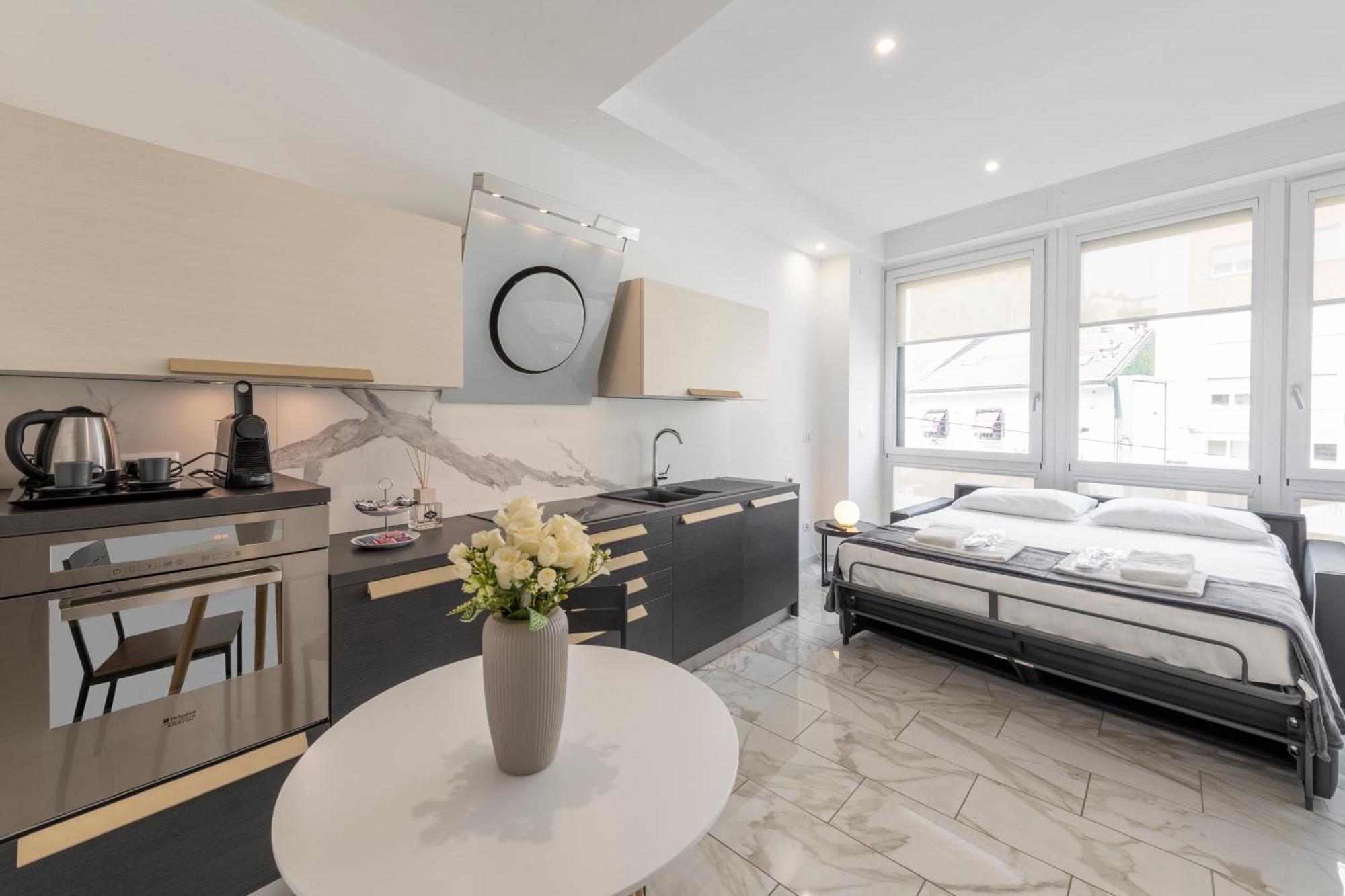 Royal Porta Ticinese Apartamento Milão