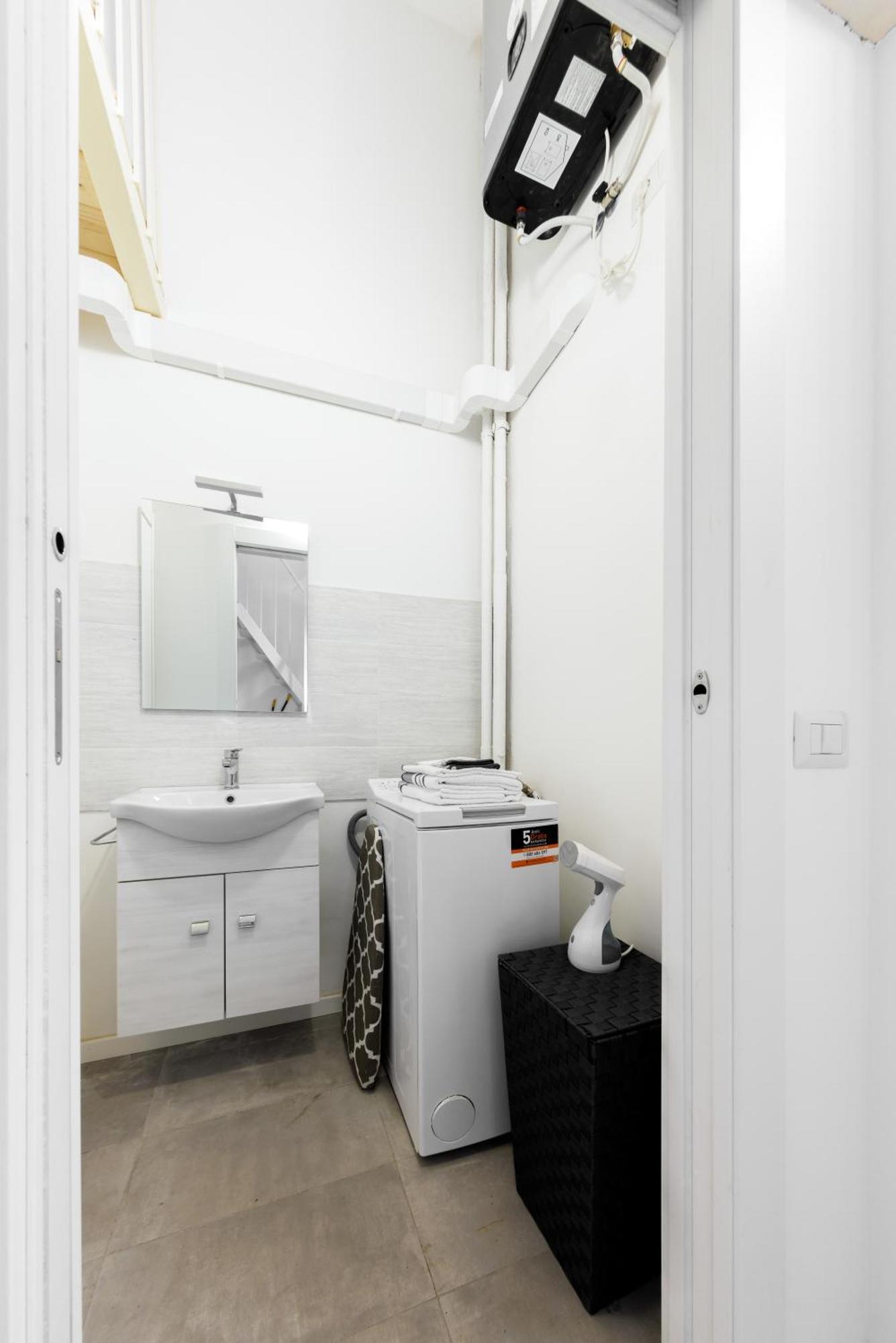 Apartamento Cozy 2 Bedrooms, 10 Min For Centre, 3 From Linate *