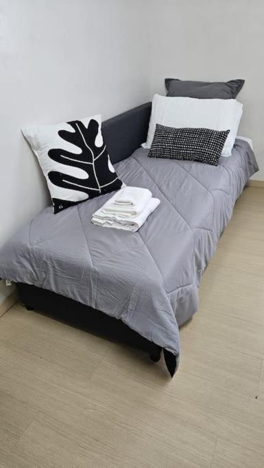 Family Comfort, Duomo 15min Walk Away, With Parking In Front Mailand