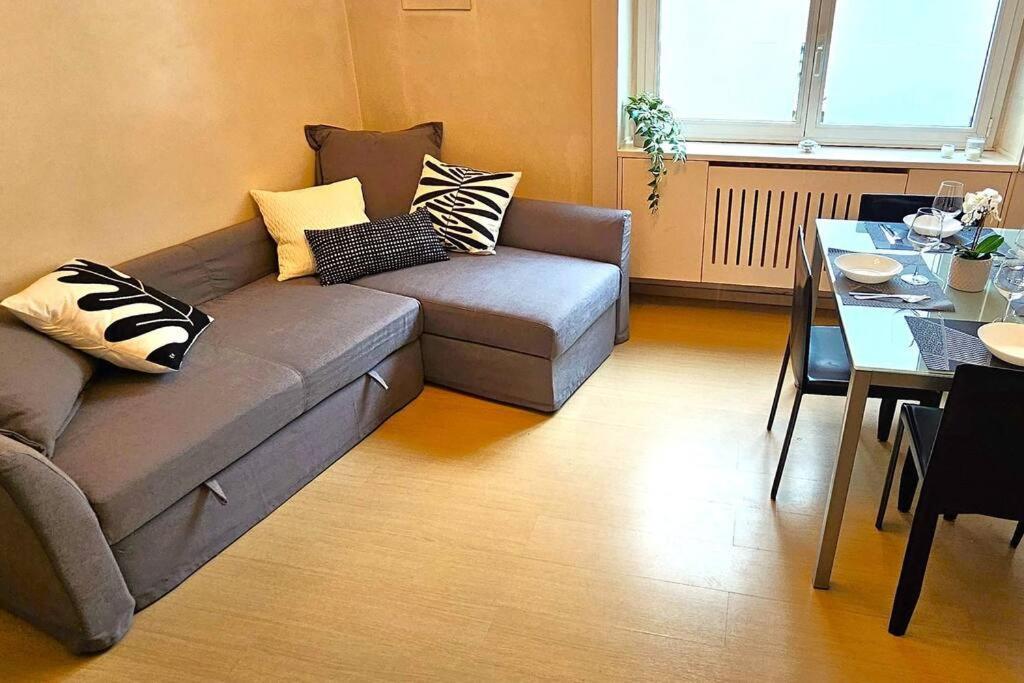 Family Comfort, Duomo 15min Walk Away, With Parking In Front * Mailand