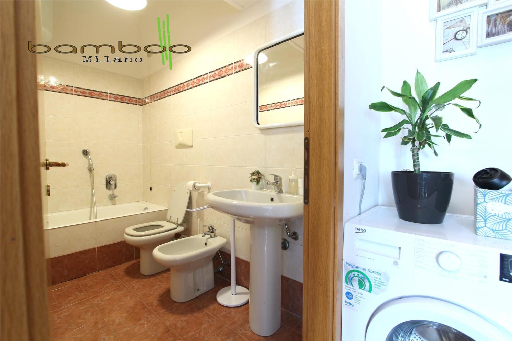 Apartment Bamboo Copernico Station
