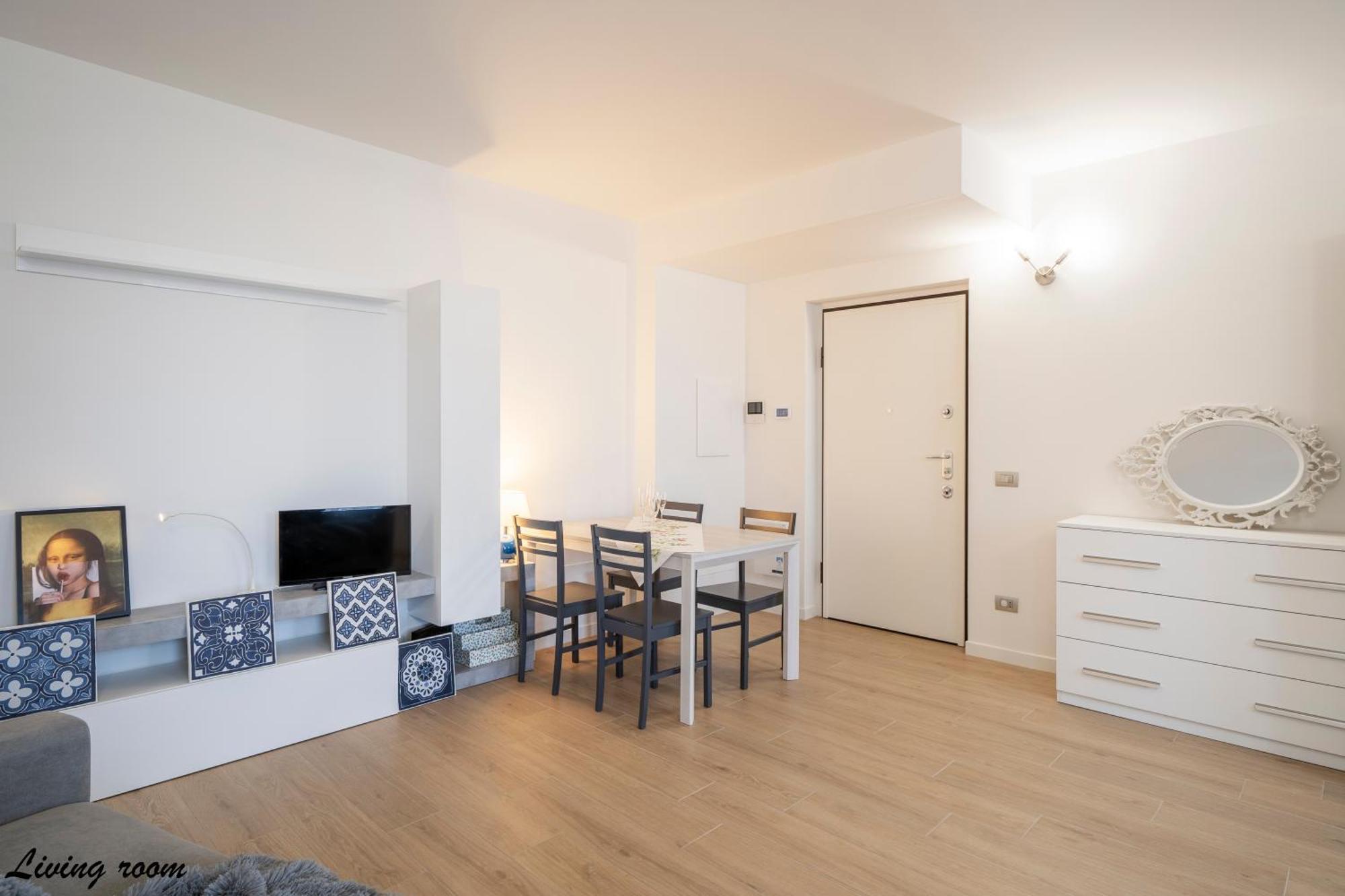 Supersuite With Private Garage Autentica Apartment *