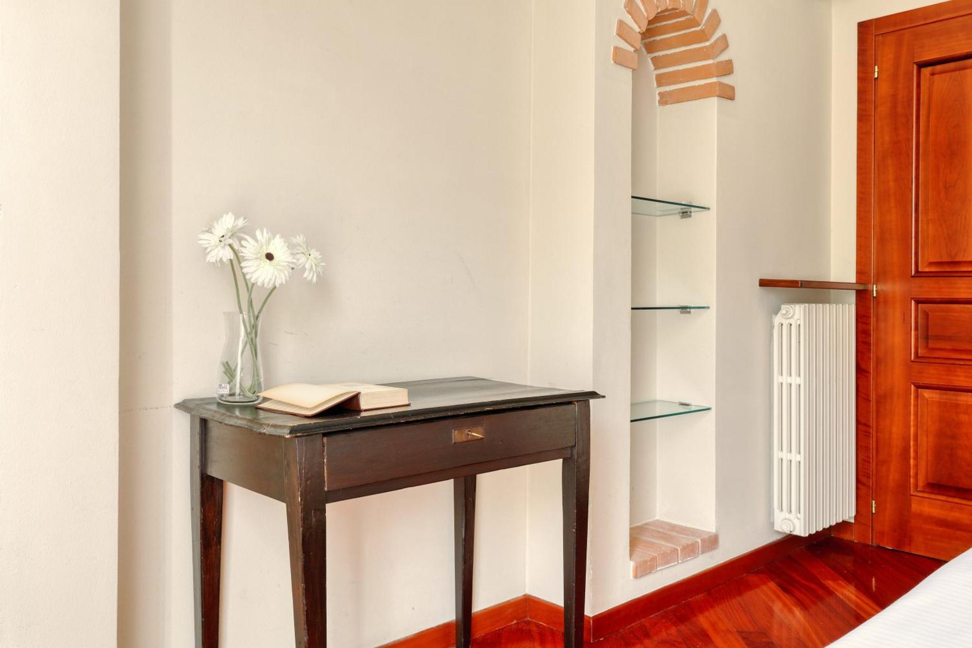 Apartamento Joivy Delightful 2br Flat Near Navigli *
