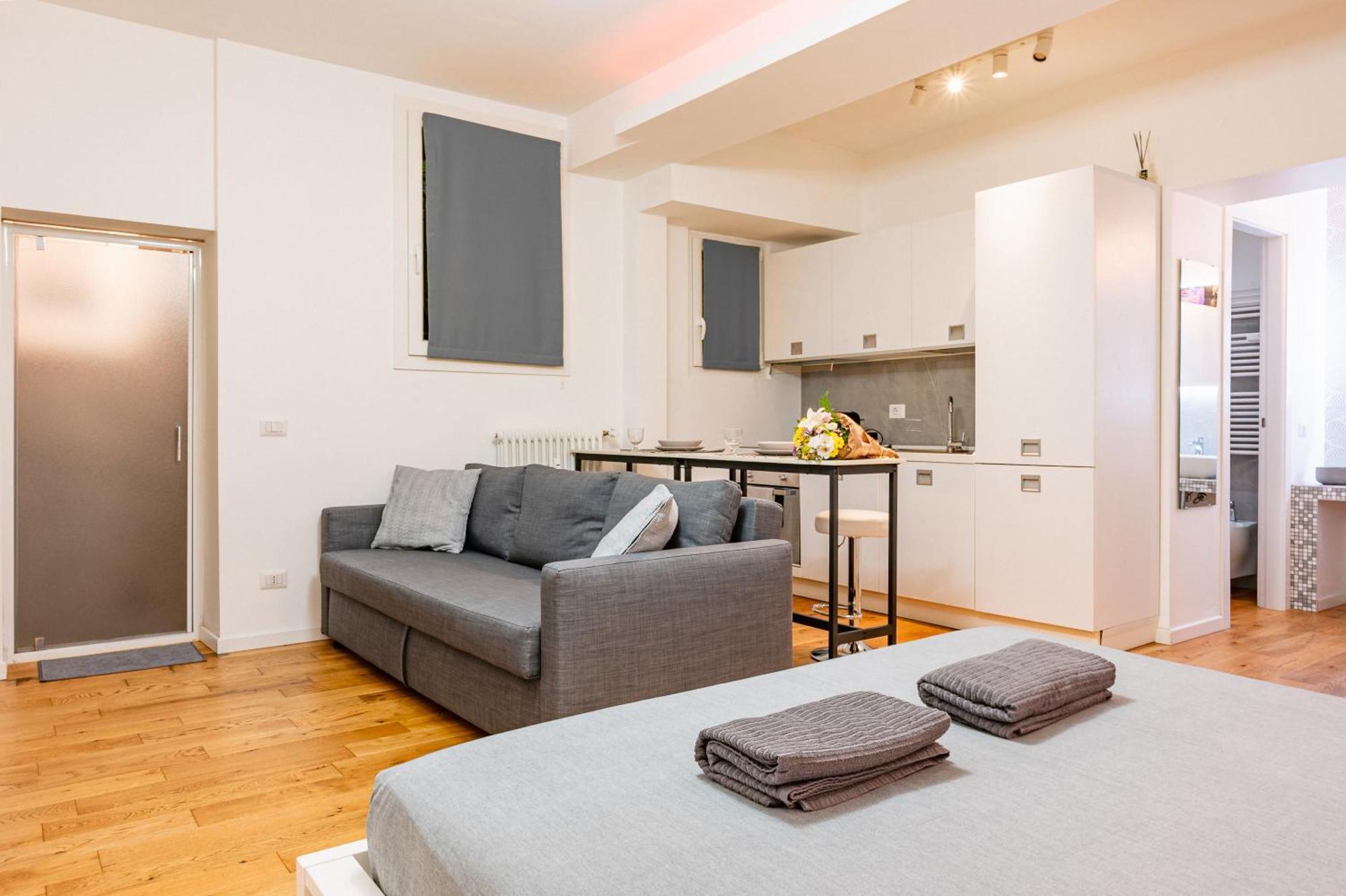 Exclusive Led House Garibaldi Fs Milan