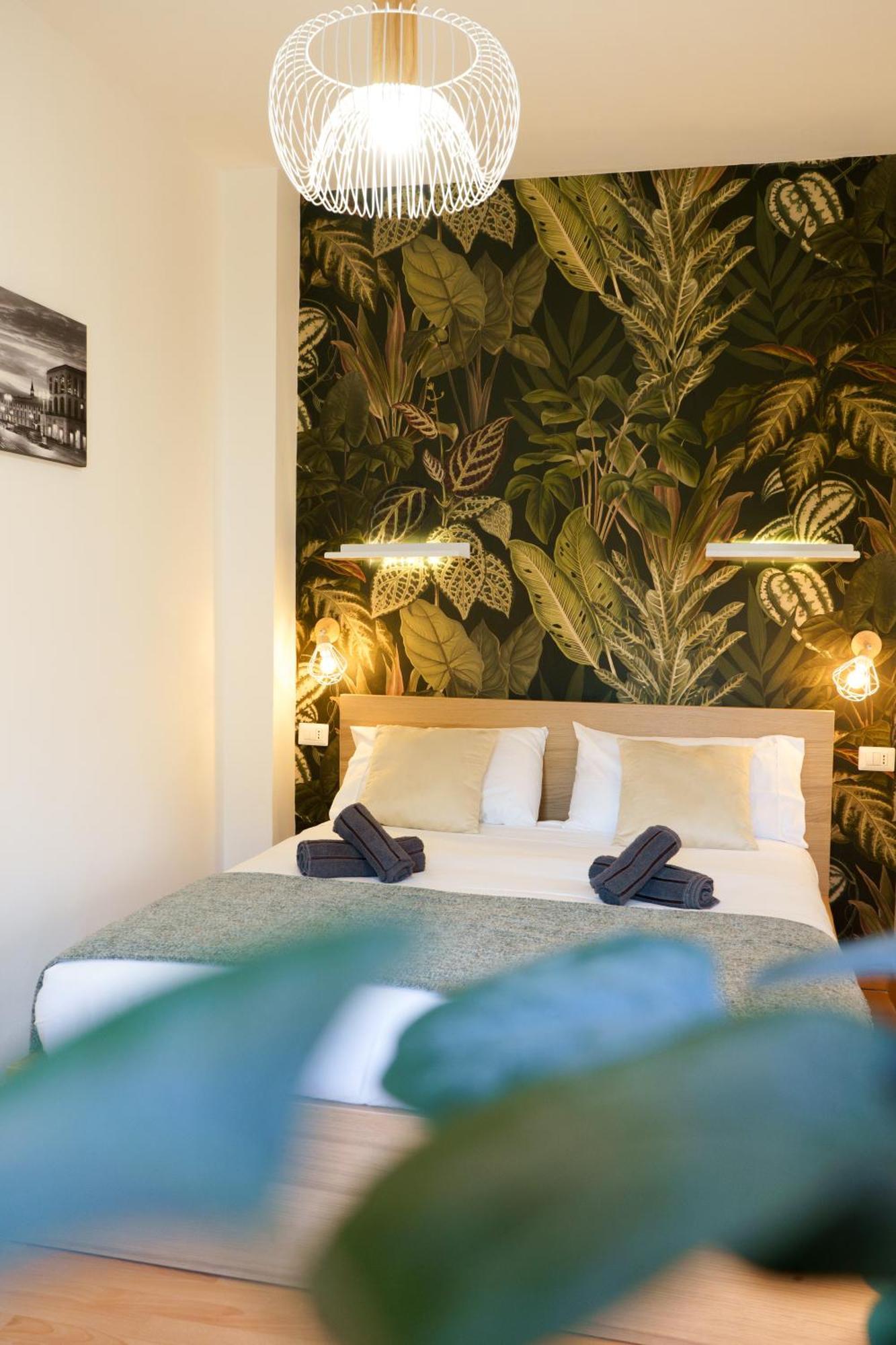 2min Metro Rossa-20min San Siro-ac-parcheggi Apartment Mailand