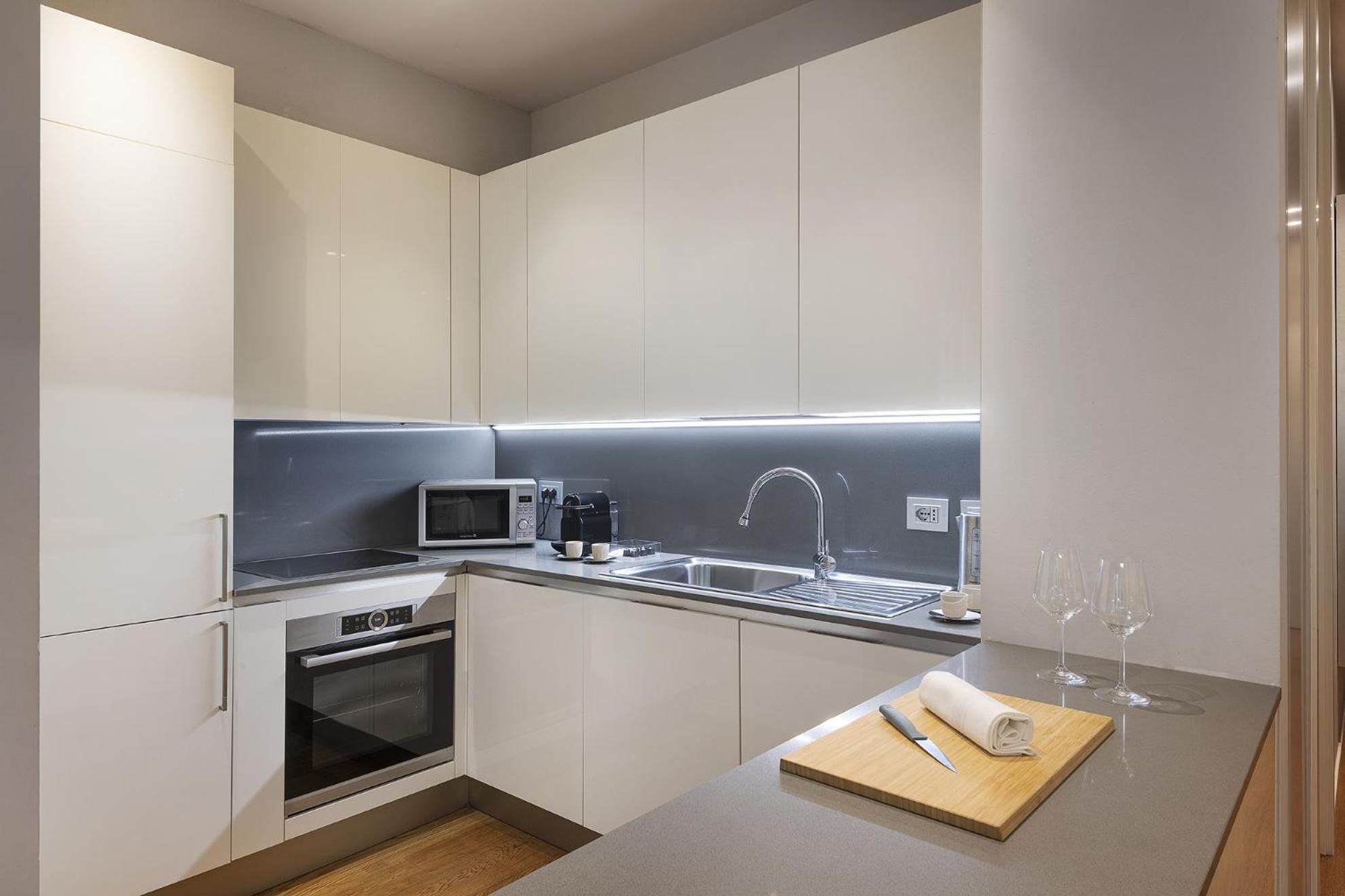 Fifty Eight Duomo Two Bedrooms * Mailand