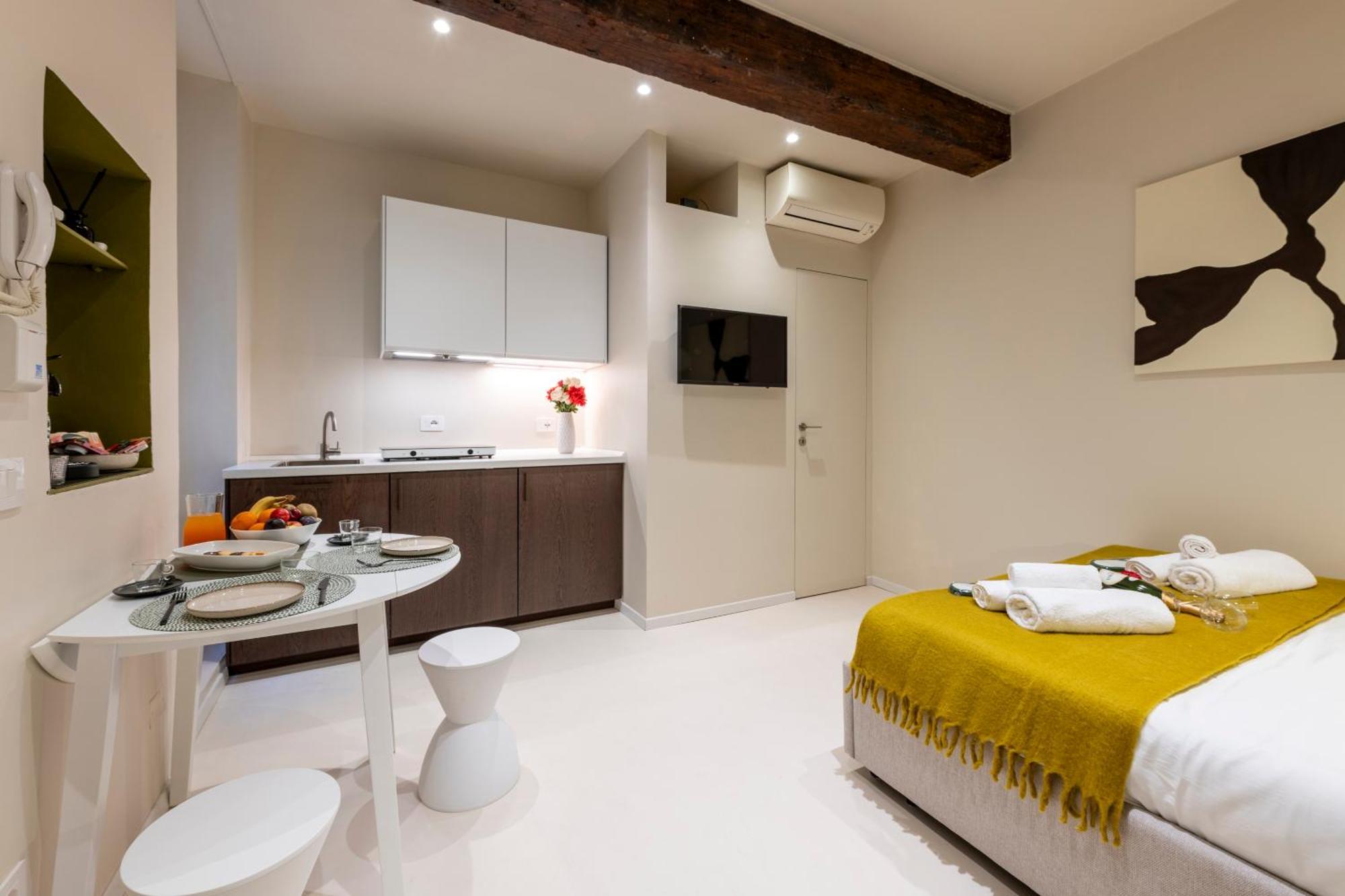 Pontaccio, 4 - In The Art District Apartment *