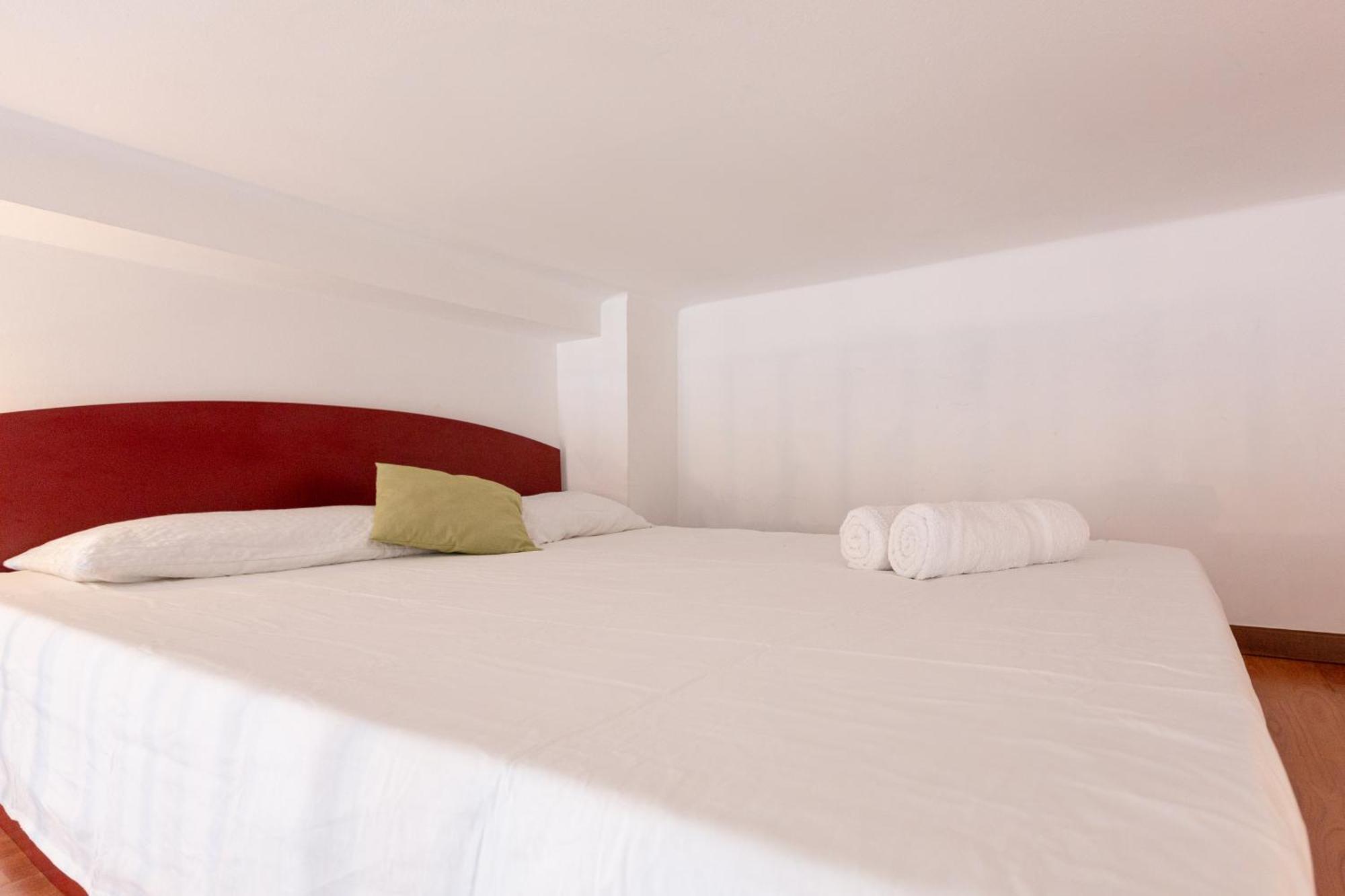 Soft Colors Exclusive - Navigli District - M2 *