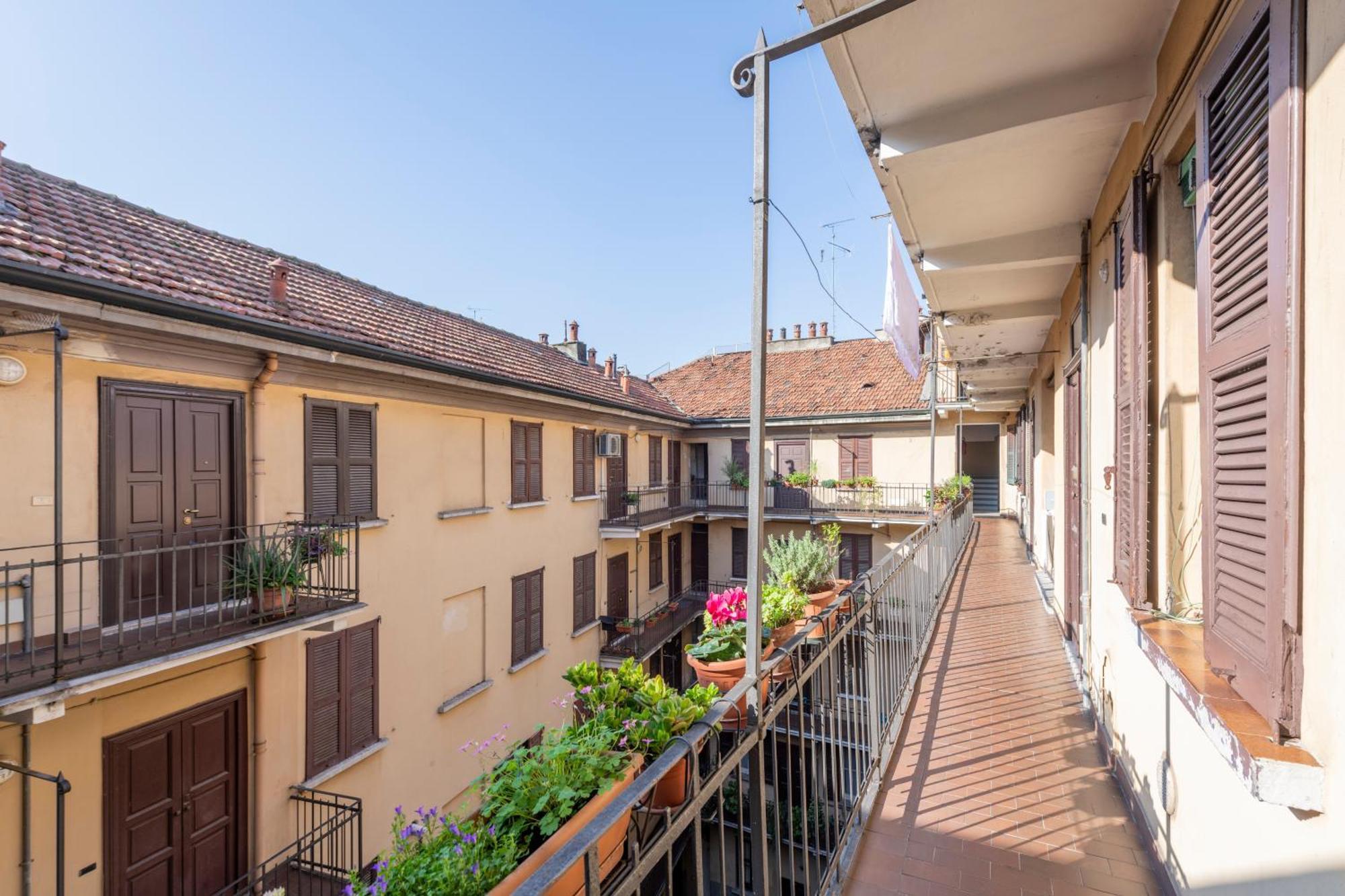 Bessy House, Near Fondazione Prada Apartment *