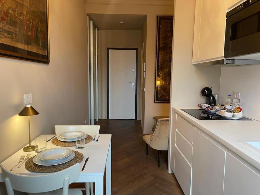 Stazione A 3 Min-filzi 41 Apartment