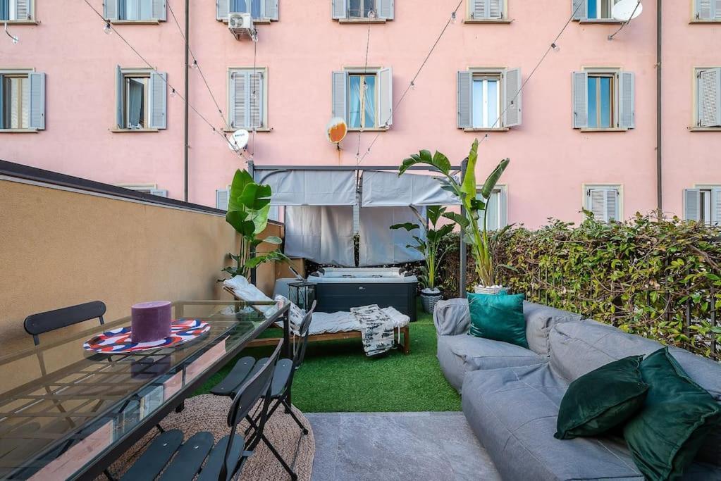 Duomo - Jacuzzi E Terrazzo - Cinema - Free Parking - Gym Pousada *