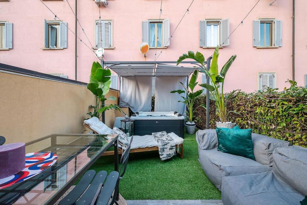 Duomo - Jacuzzi E Terrazzo - Cinema - Free Parking - Gym Pousada *