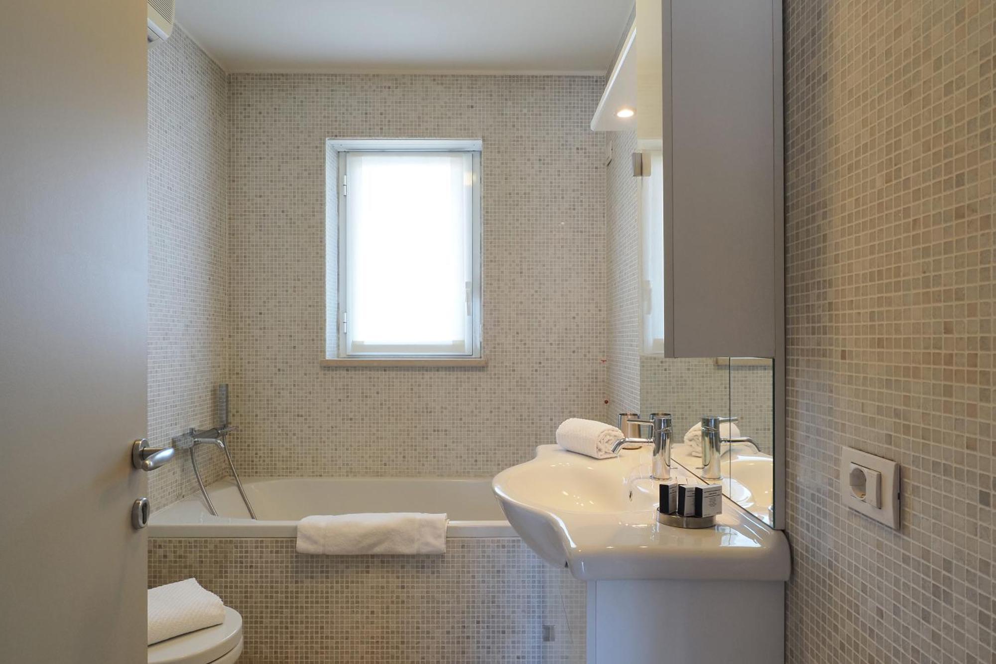 Apartamento Elegante, Spazioso E Silenzioso Nel Cuore Di *