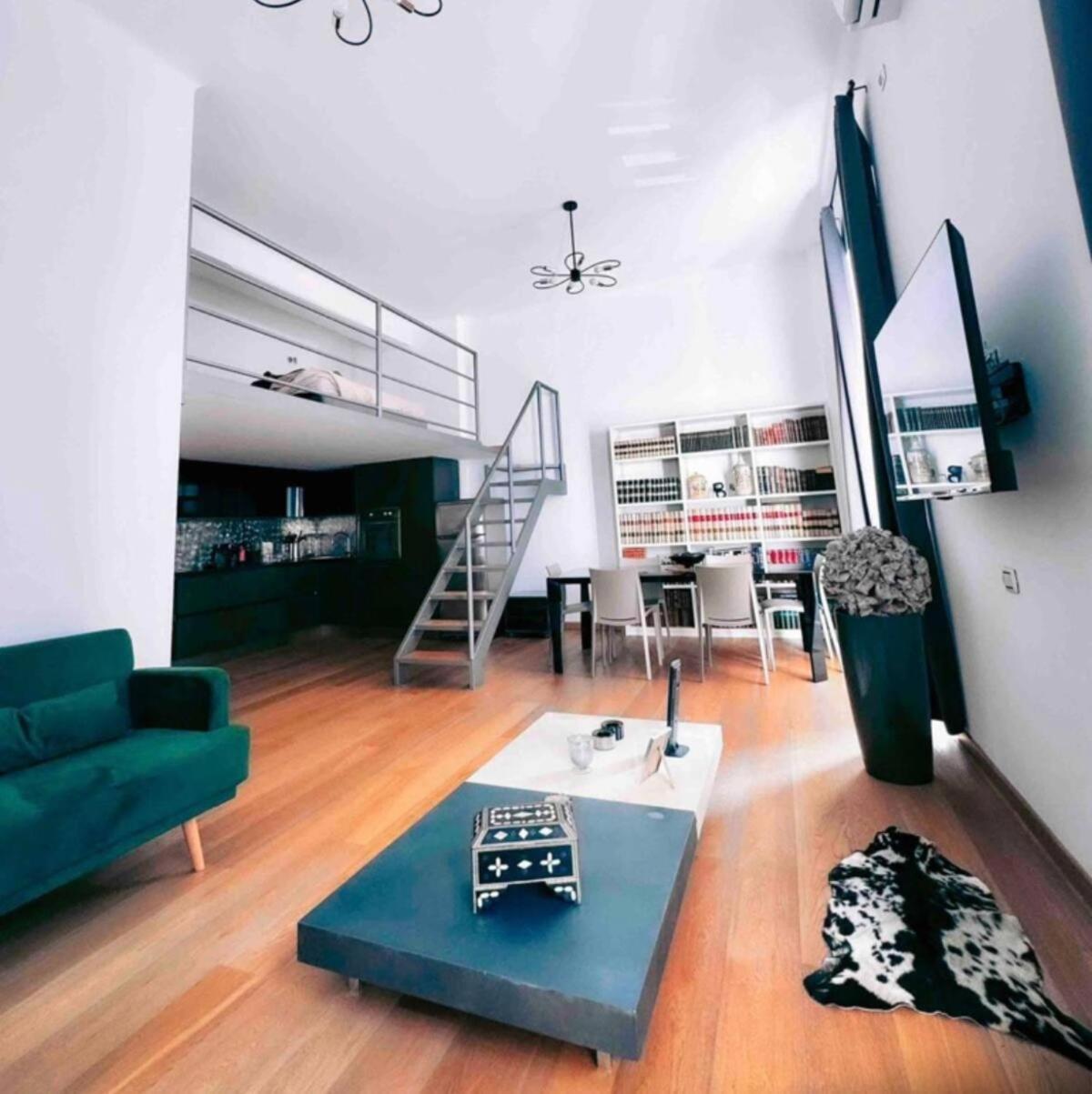 Apartamento Arco Della Pace Elegante Loft Milão