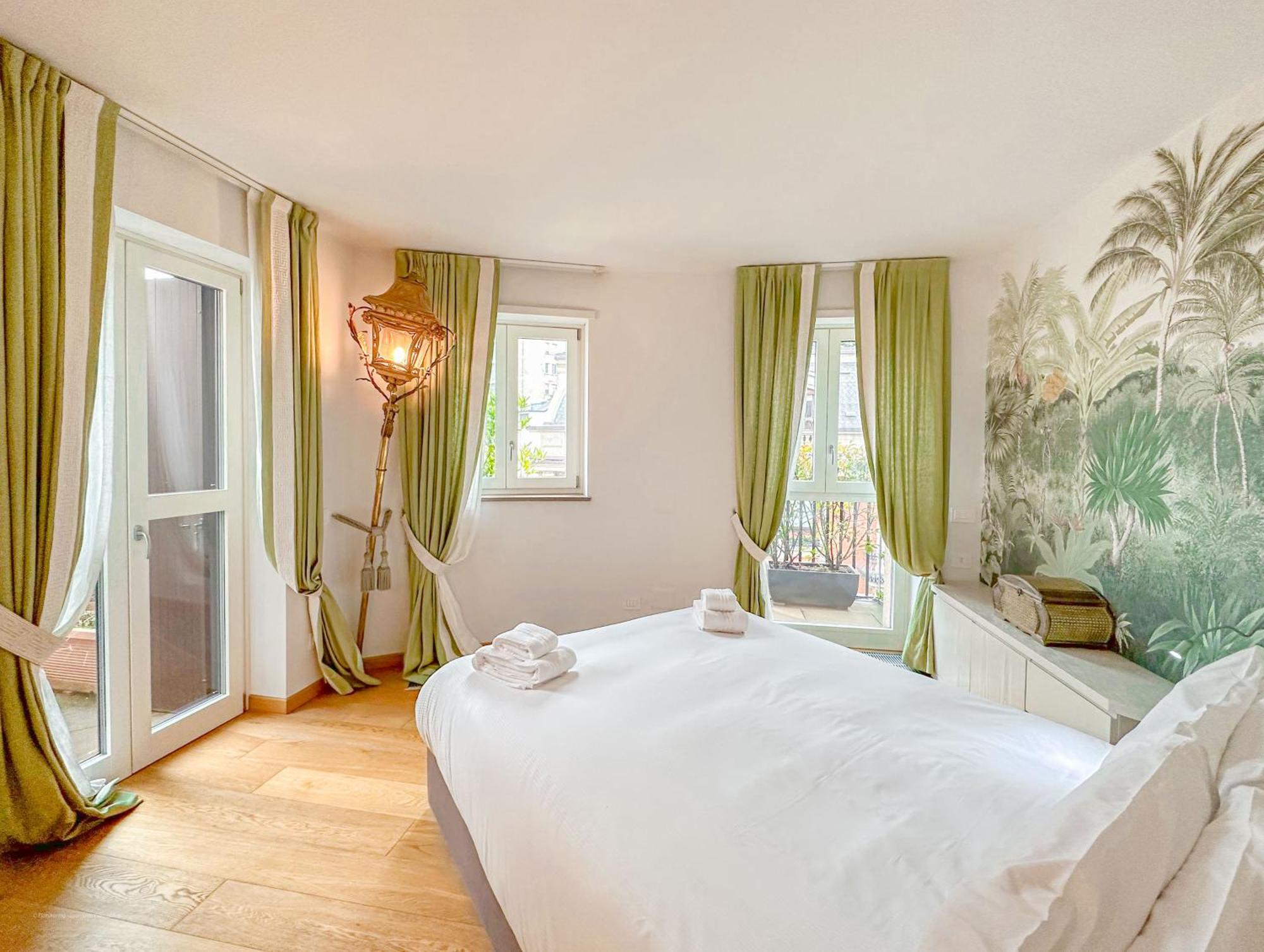 Foro Luxury Penthouse - Vista Duomo E Castello Apartamento *