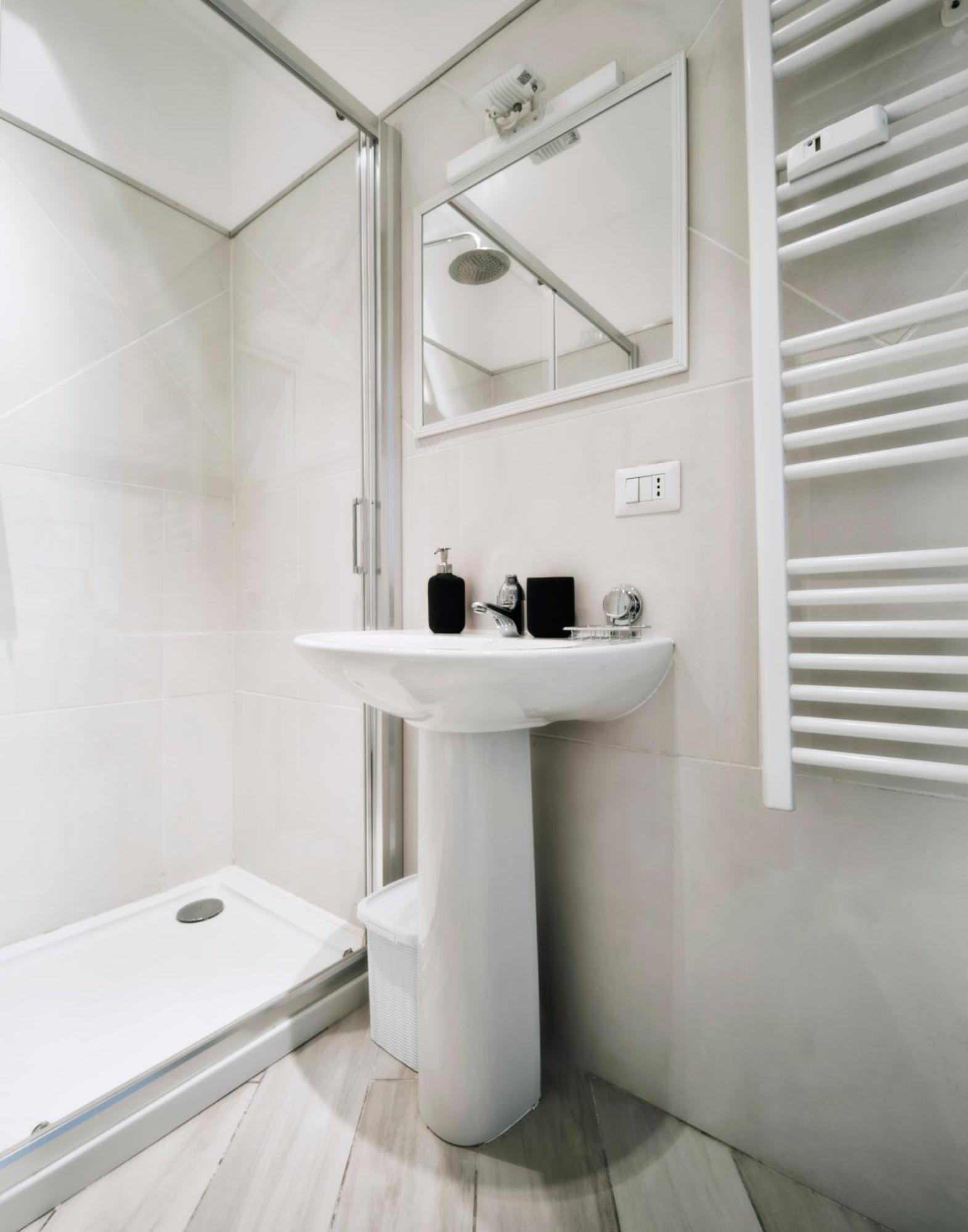 Apartment Wonderful Near Station - Daniele
