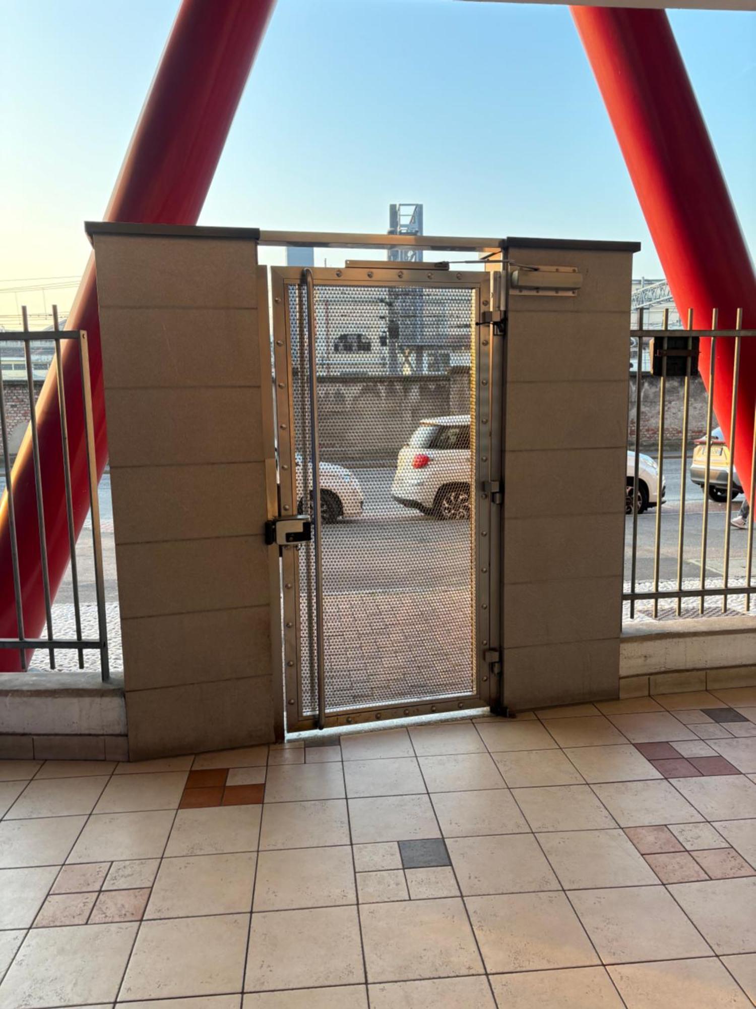 Spazio Breda - Free Garage - M1 Subway Mailand