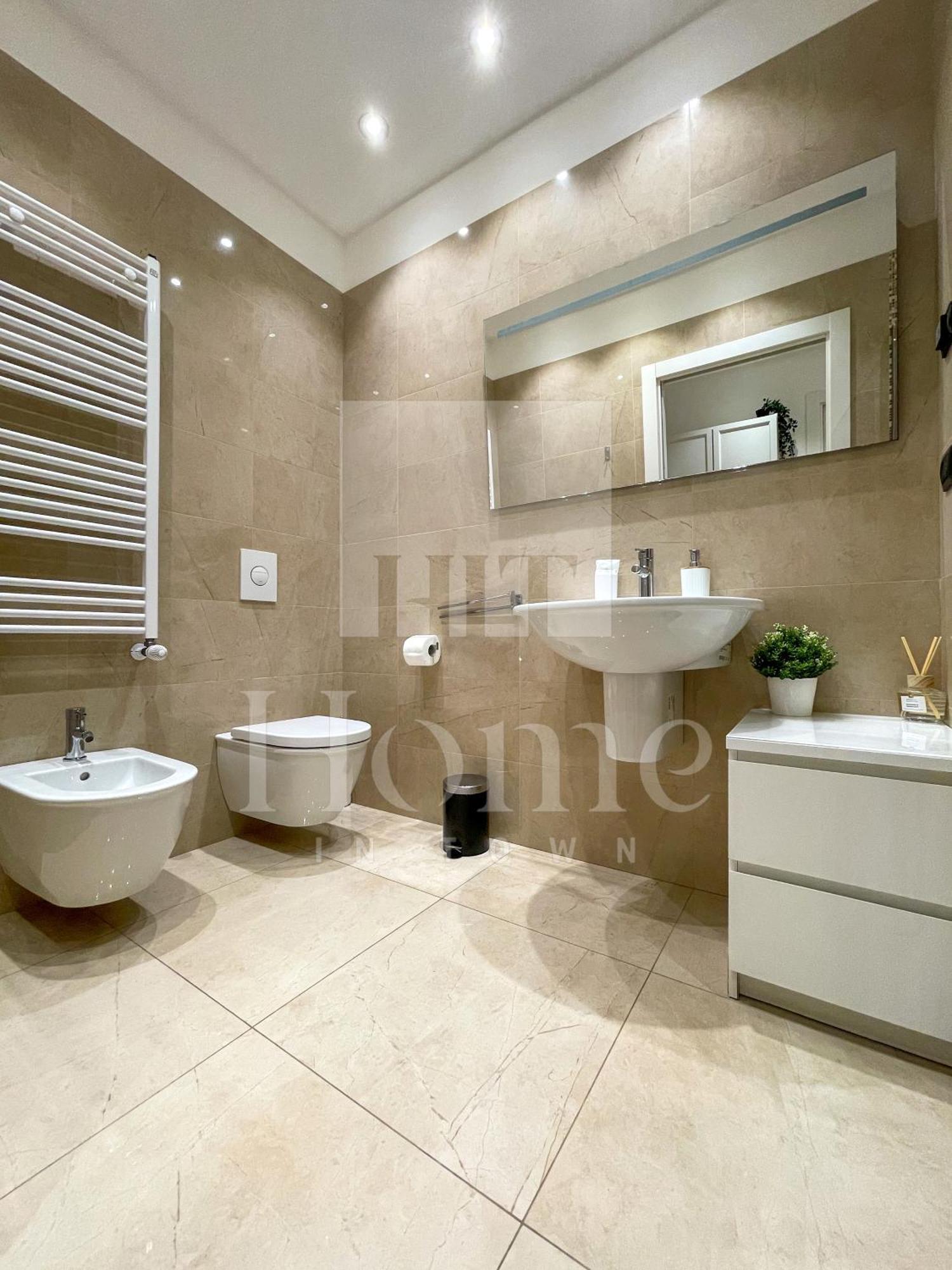 In Town - Porta Nuova District Apartment Milan