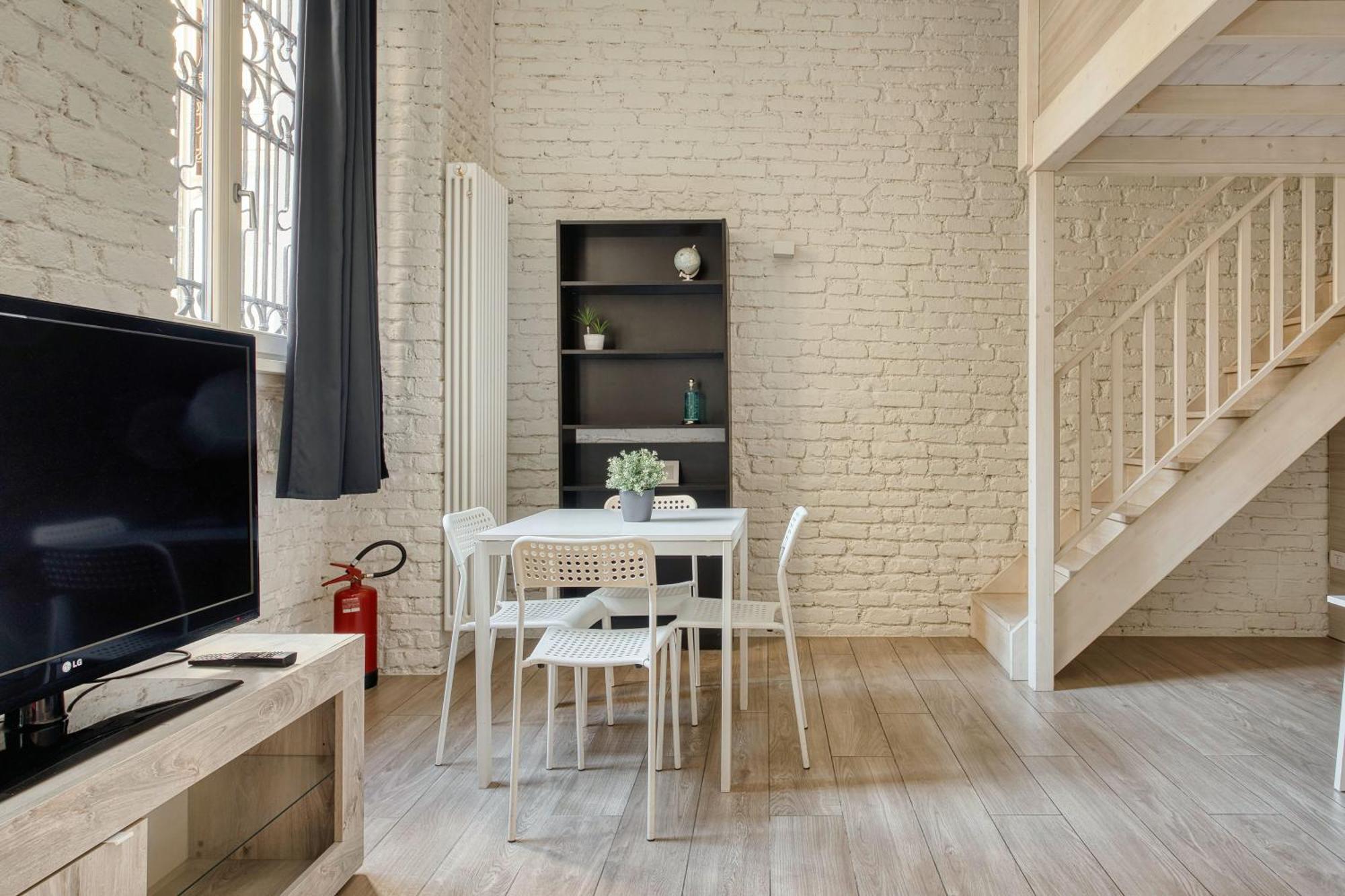Modern Loft Near Bosco Verticale * Mailand
